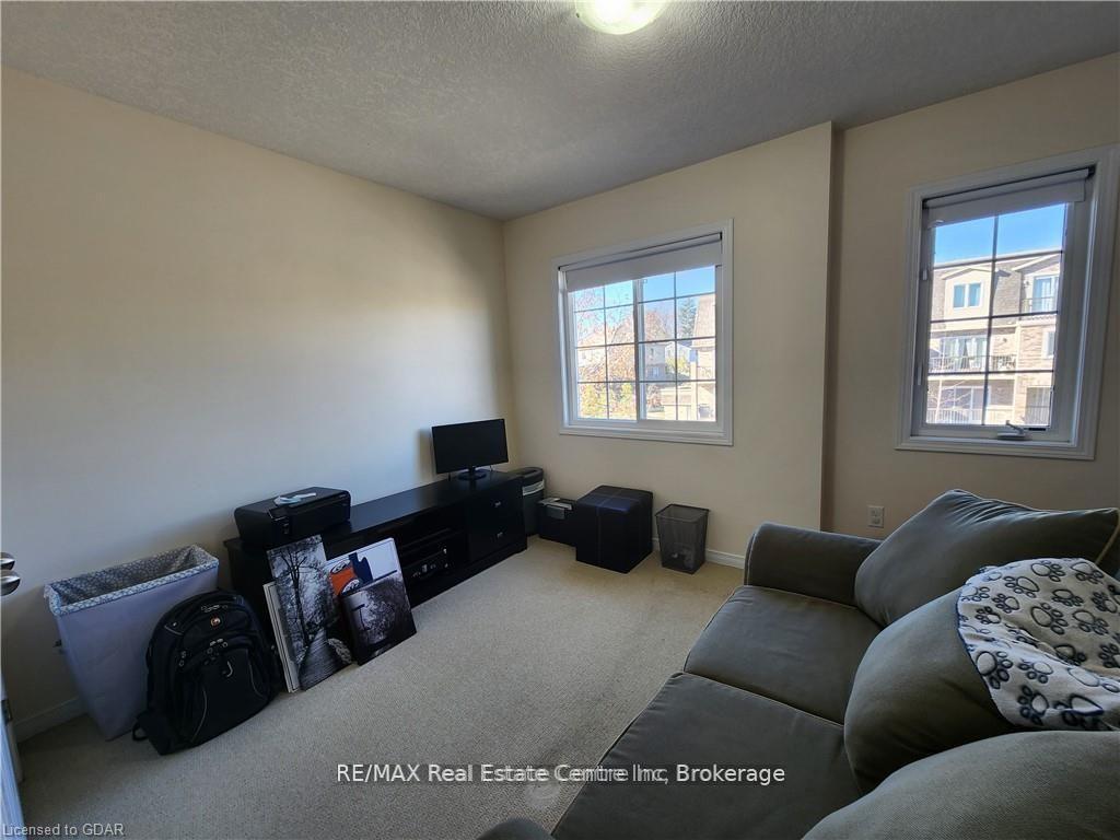 Photo 11 of Unit 95, 35 Mountford Drive, Guelph, Grange Road — HOMEH