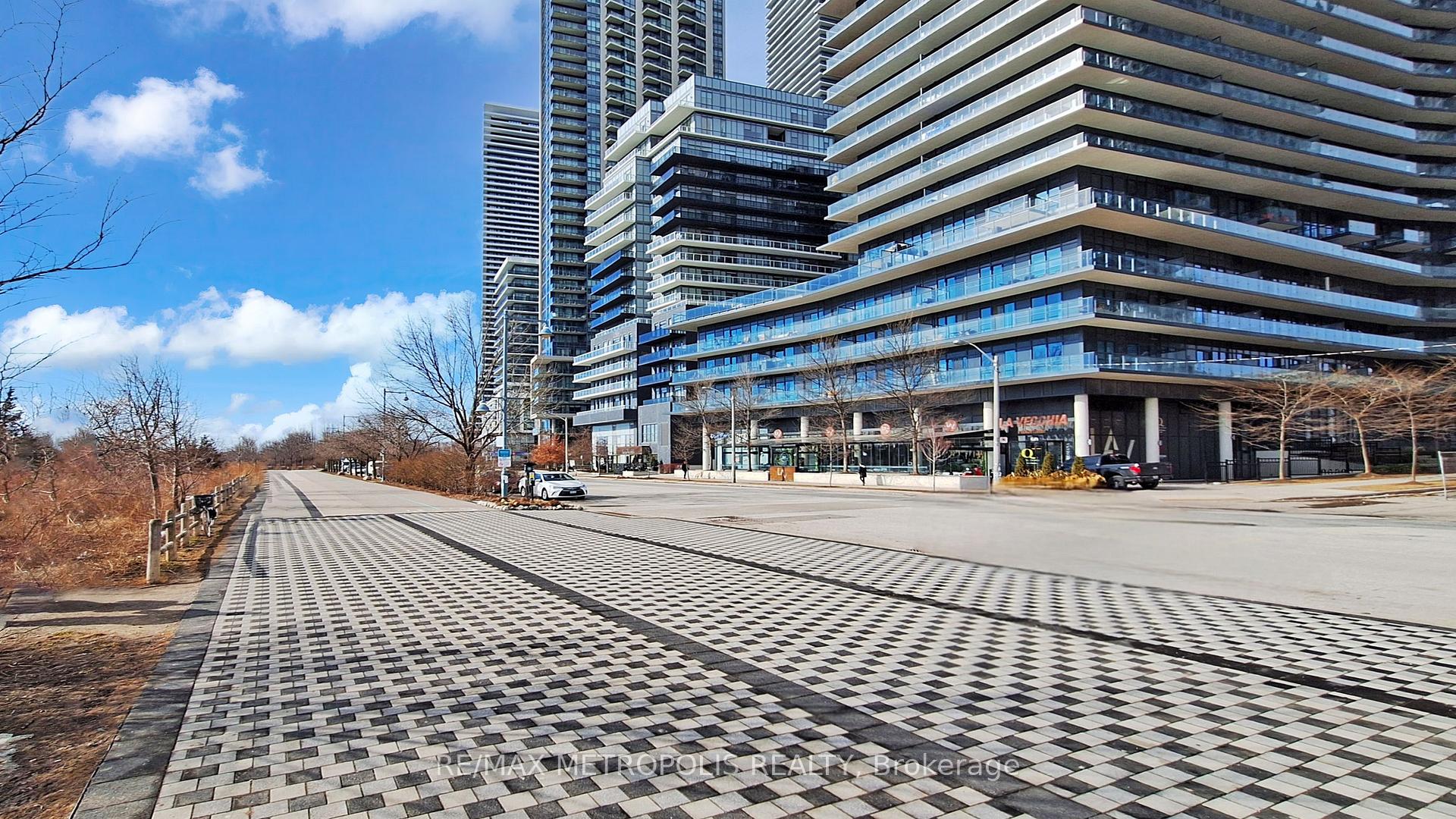 Photo 4 of Unit 3307, 56 Annie Craig Drive, Etobicoke, Mimico — HOMEH