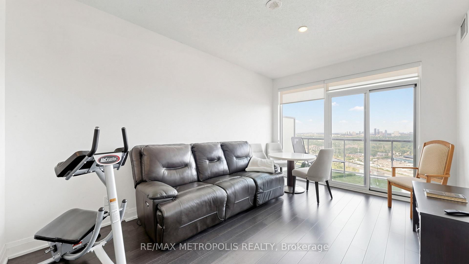 Photo 12 of Unit 3307, 56 Annie Craig Drive, Etobicoke, Mimico — HOMEH