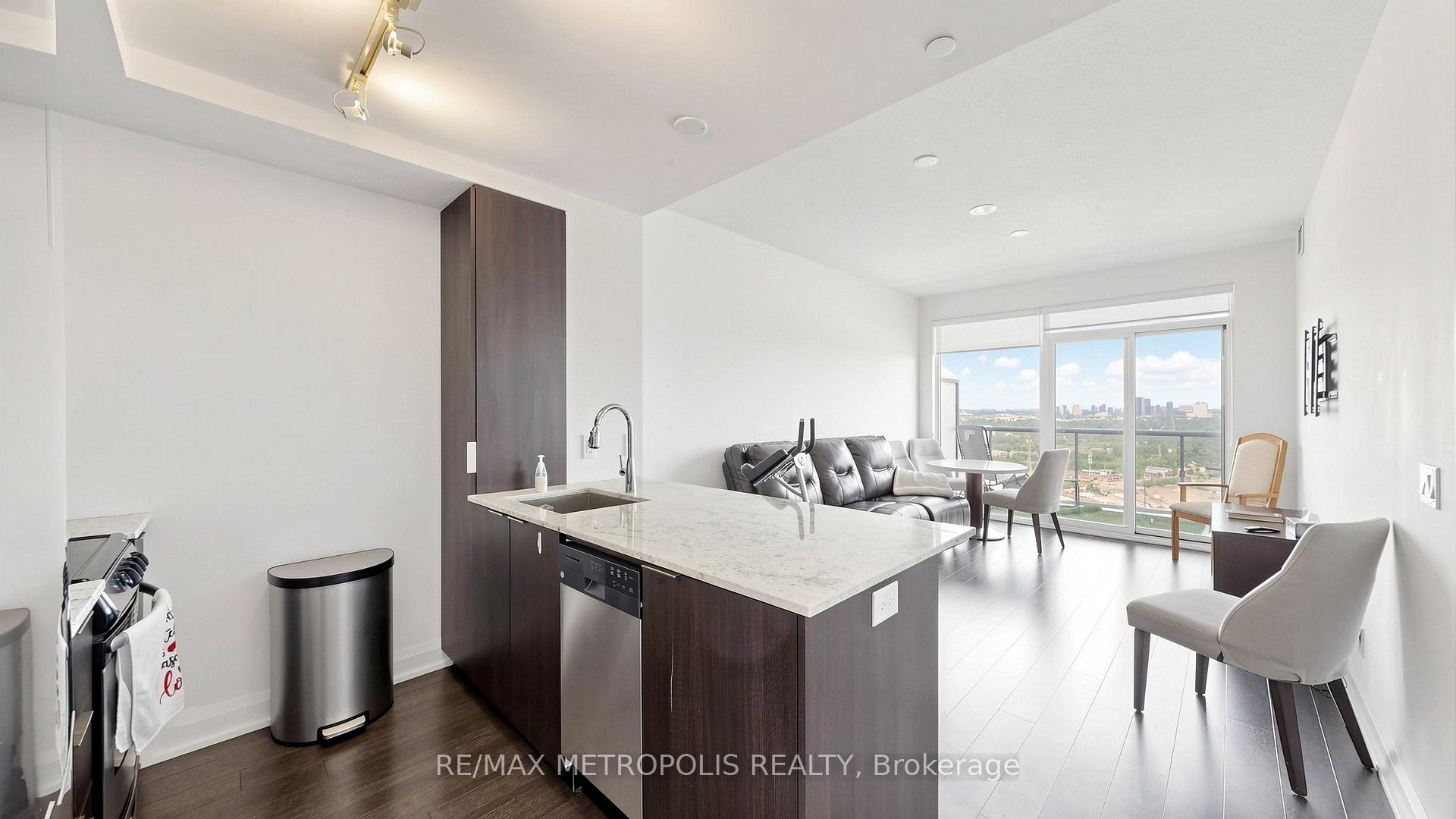 Photo 14 of Unit 3307, 56 Annie Craig Drive, Etobicoke, Mimico — HOMEH