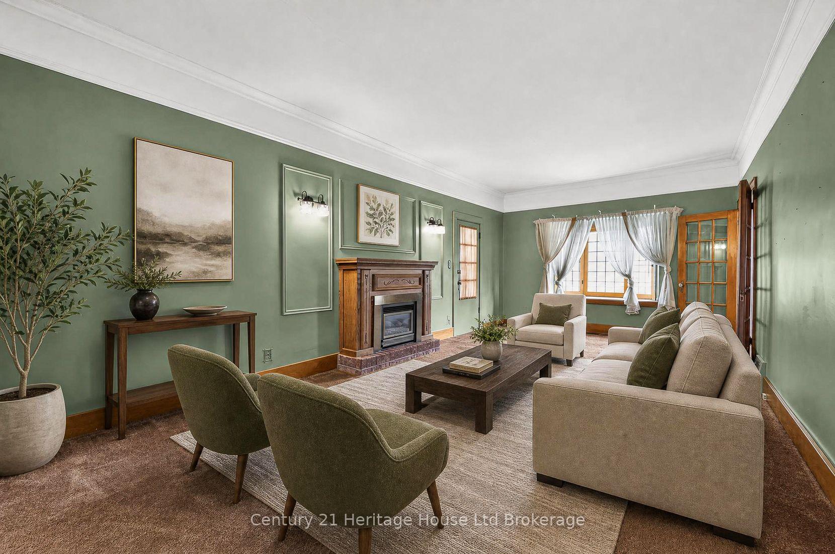 Photo 8 of 143 Charles Street E, Ingersoll, Ingersoll - South — HOMEH