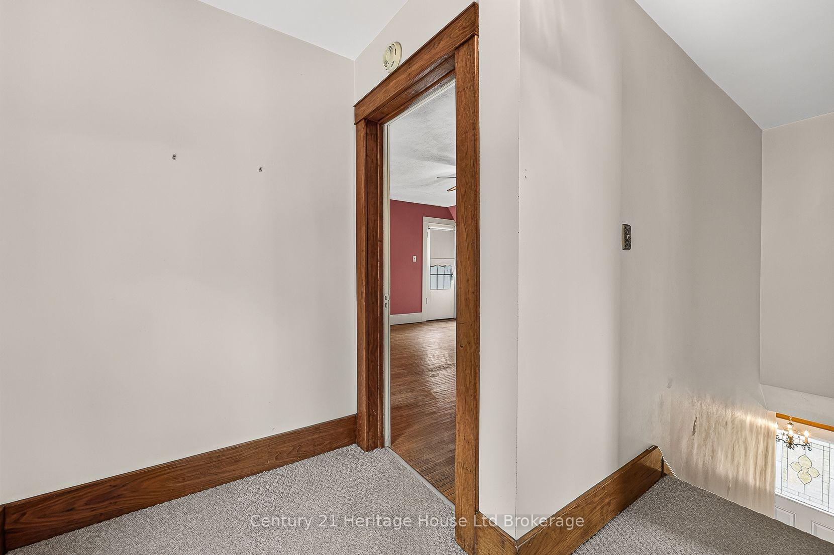 Photo 19 of 143 Charles Street E, Ingersoll, Ingersoll - South — HOMEH