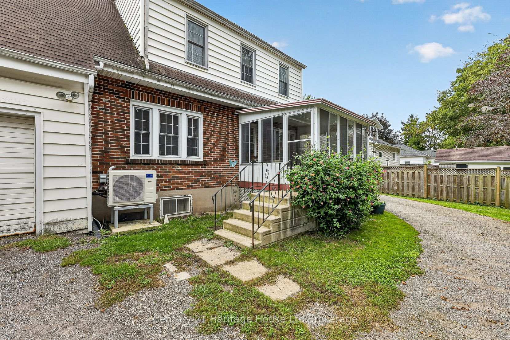 Photo 37 of 143 Charles Street E, Ingersoll, Ingersoll - South — HOMEH