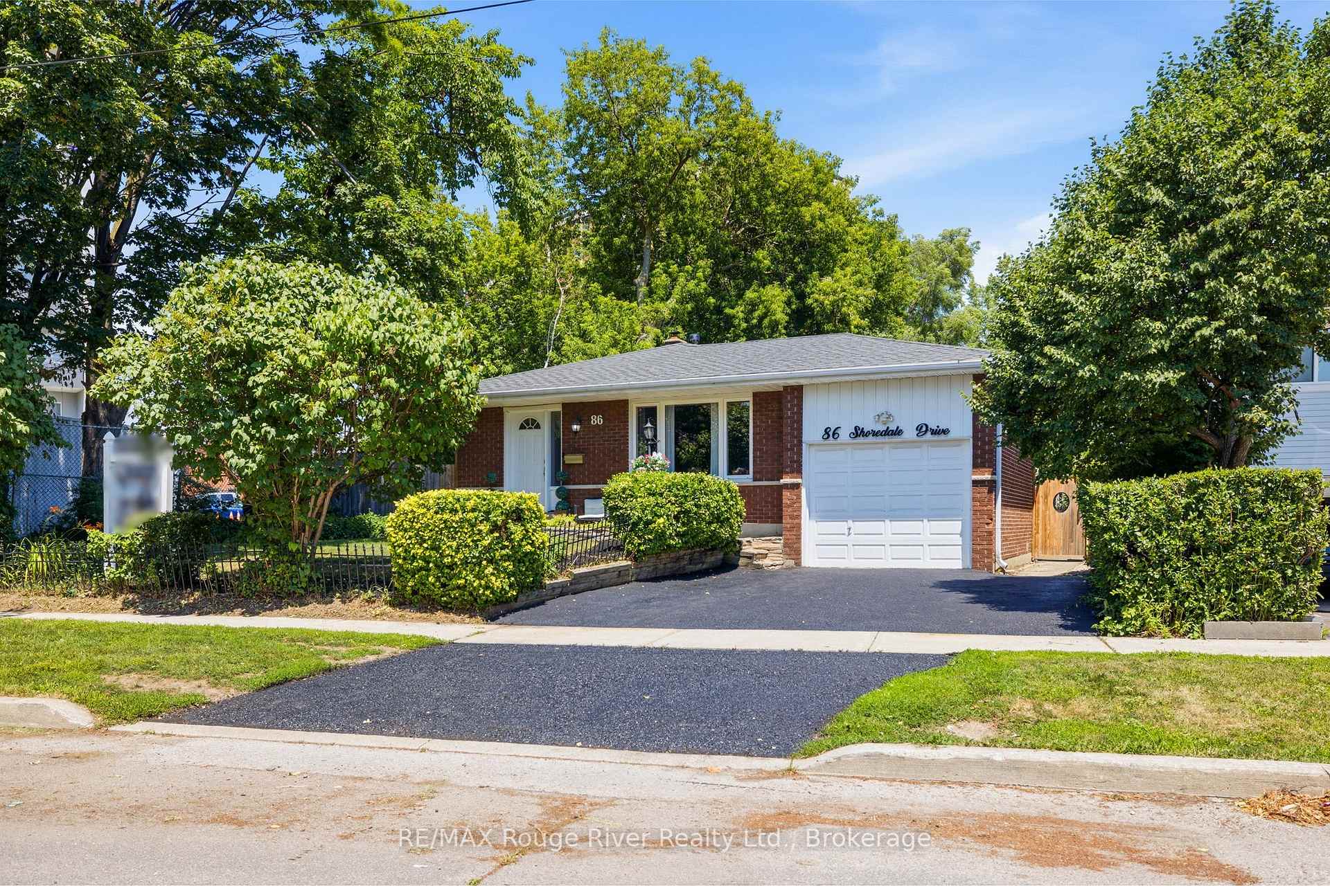 Photo 1 of 86 Shoredale Drive, Scarborough, Woburn — HOMEH