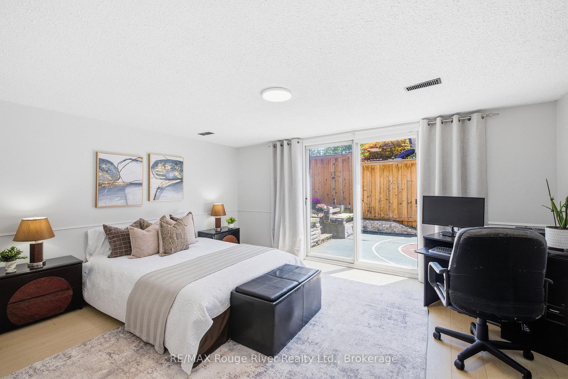 Photo 26 of 86 Shoredale Drive, Scarborough, Woburn — HOMEH