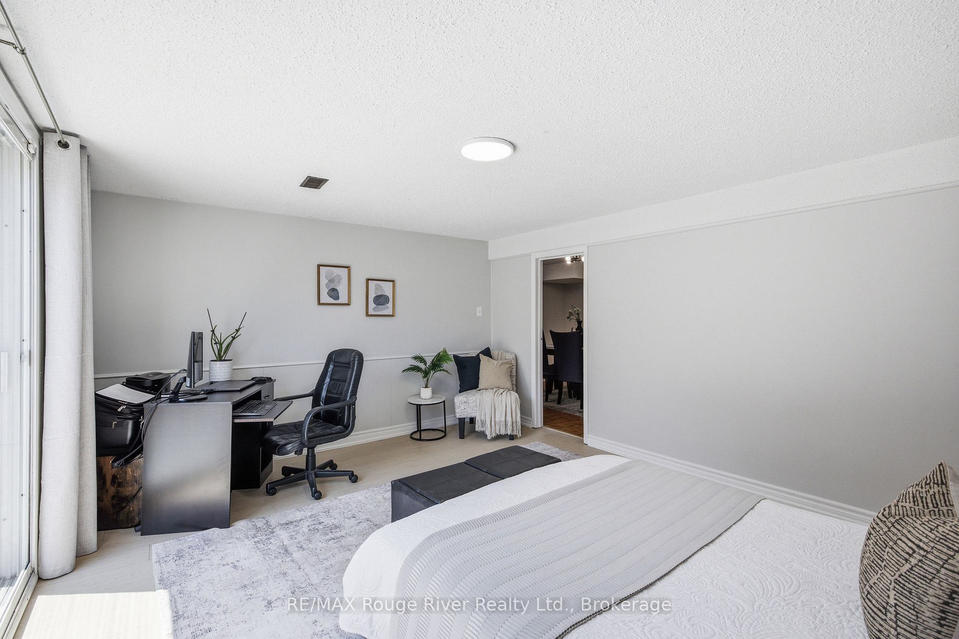 Photo 27 of 86 Shoredale Drive, Scarborough, Woburn — HOMEH