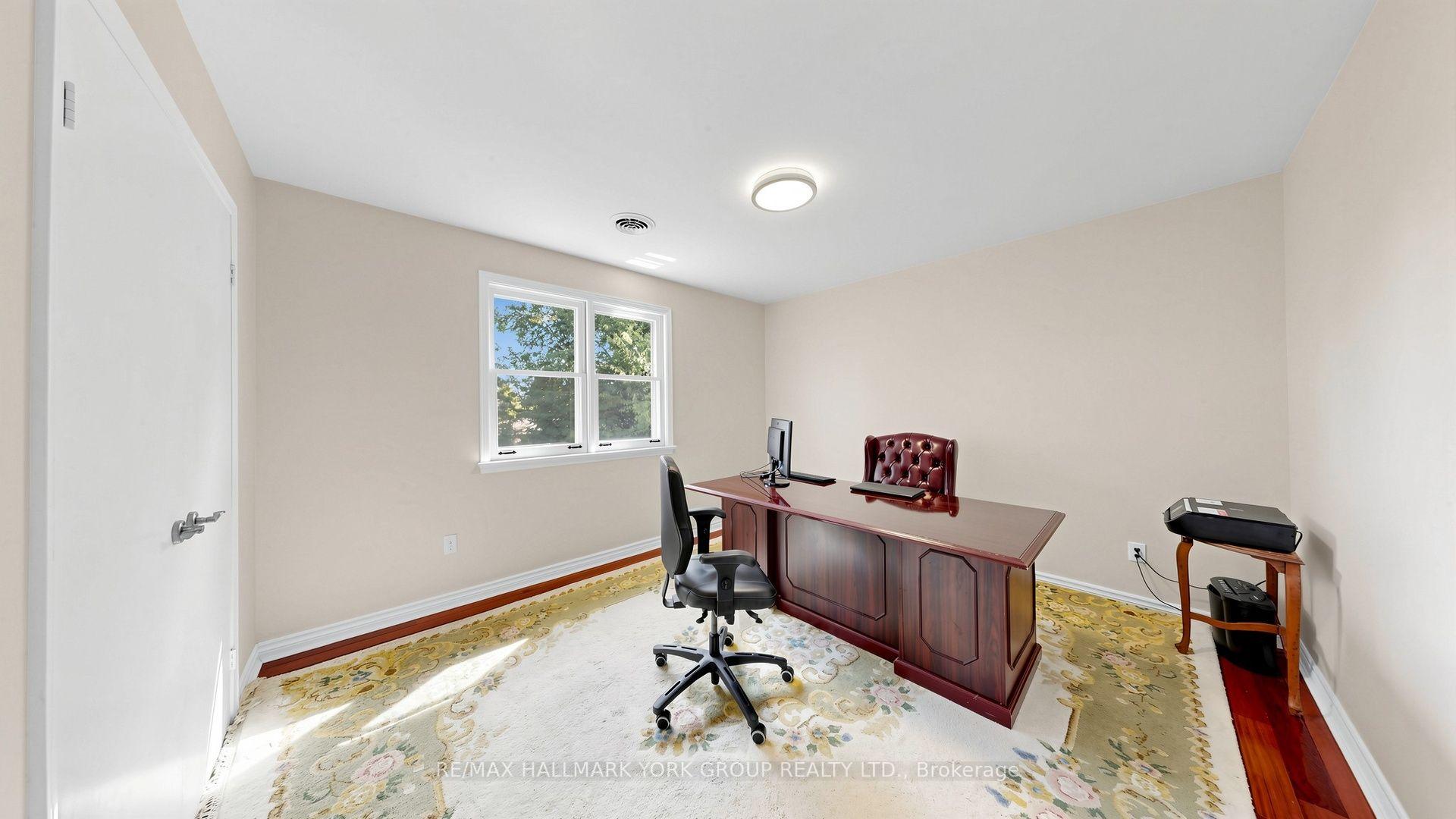 Photo 27 of 45 Pinnacle Road, North York, St. Andrew-Windfields — HOMEH