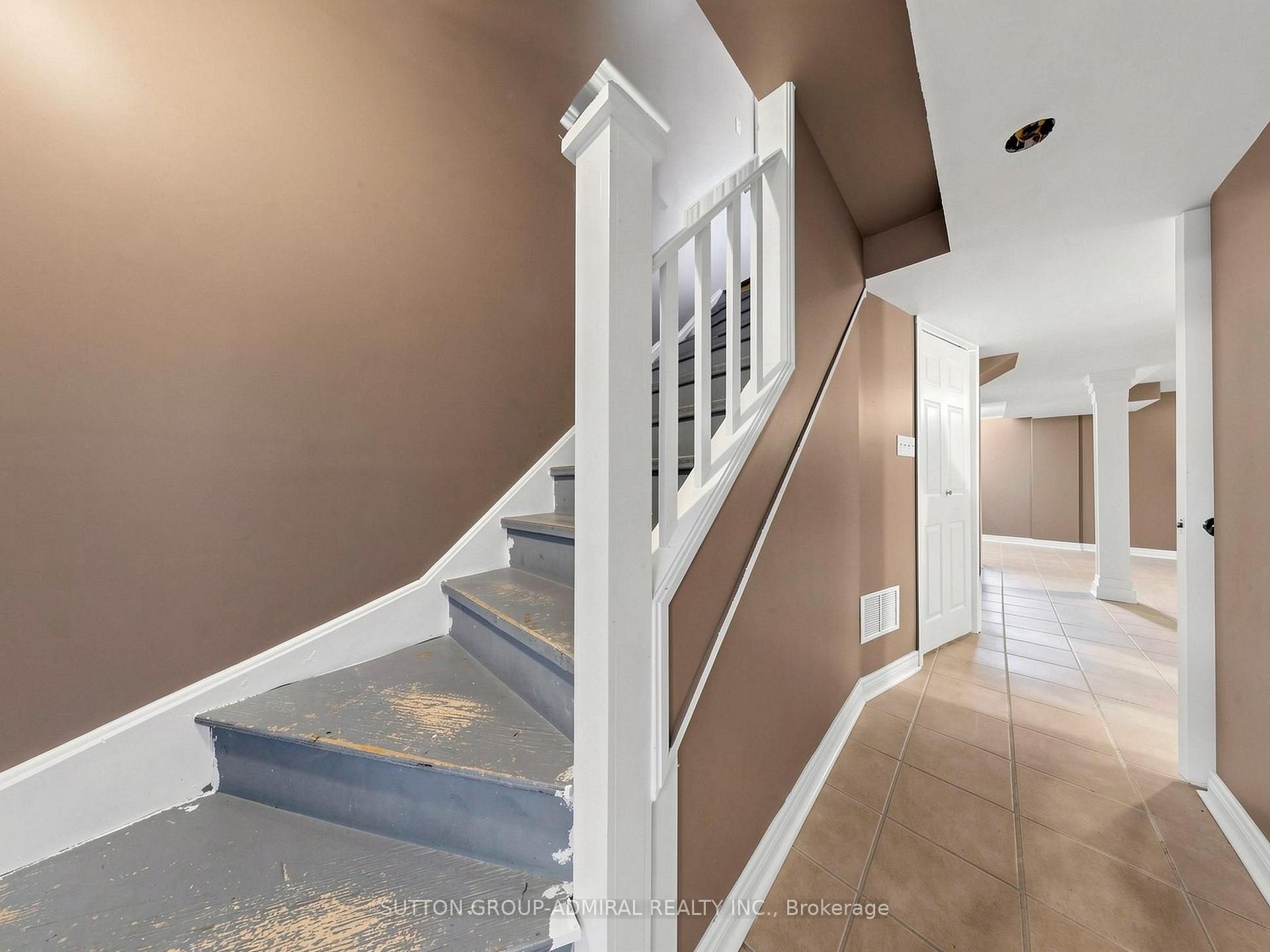 Photo 22 of 225 Kelso Crescent, Vaughan, Maple — HOMEH