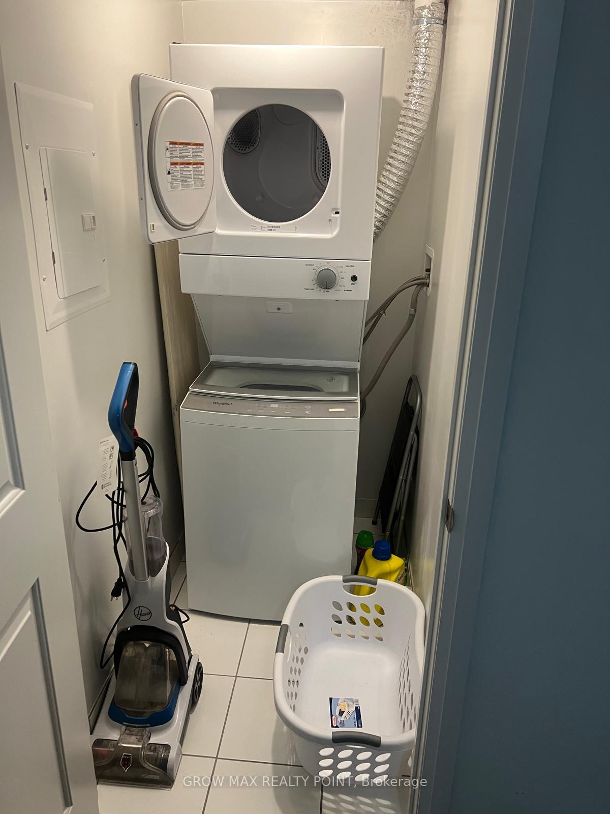 Photo 12 of Unit 907, 30 Meadowglen Place, Scarborough, Woburn — HOMEH