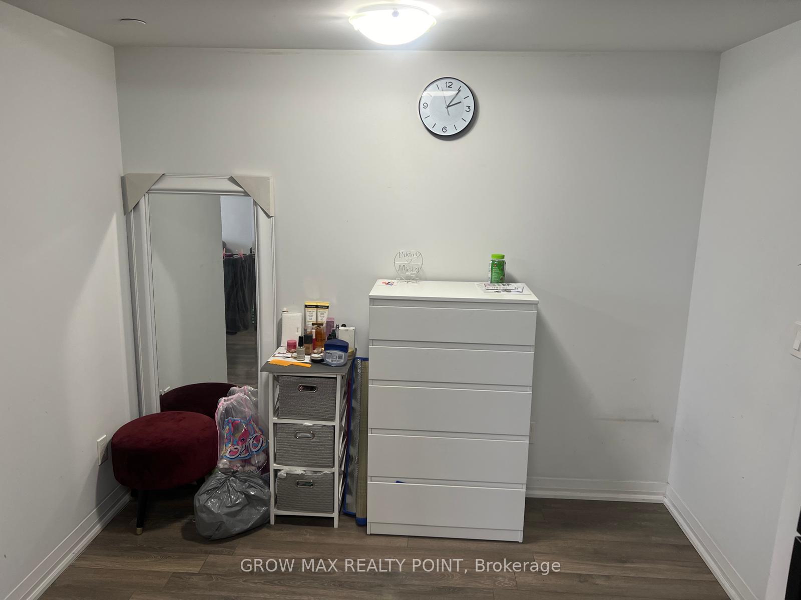 Photo 18 of Unit 907, 30 Meadowglen Place, Scarborough, Woburn — HOMEH