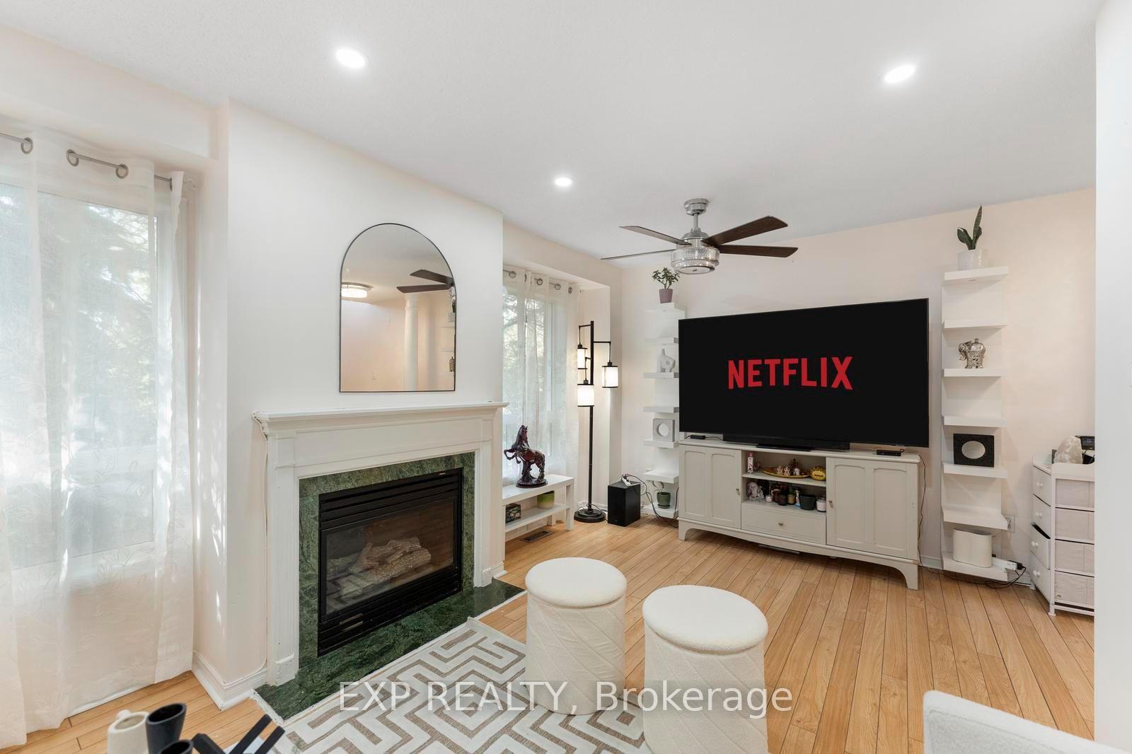Photo 6 of 123 Brickyard Way, Brampton, Brampton North — HOMEH