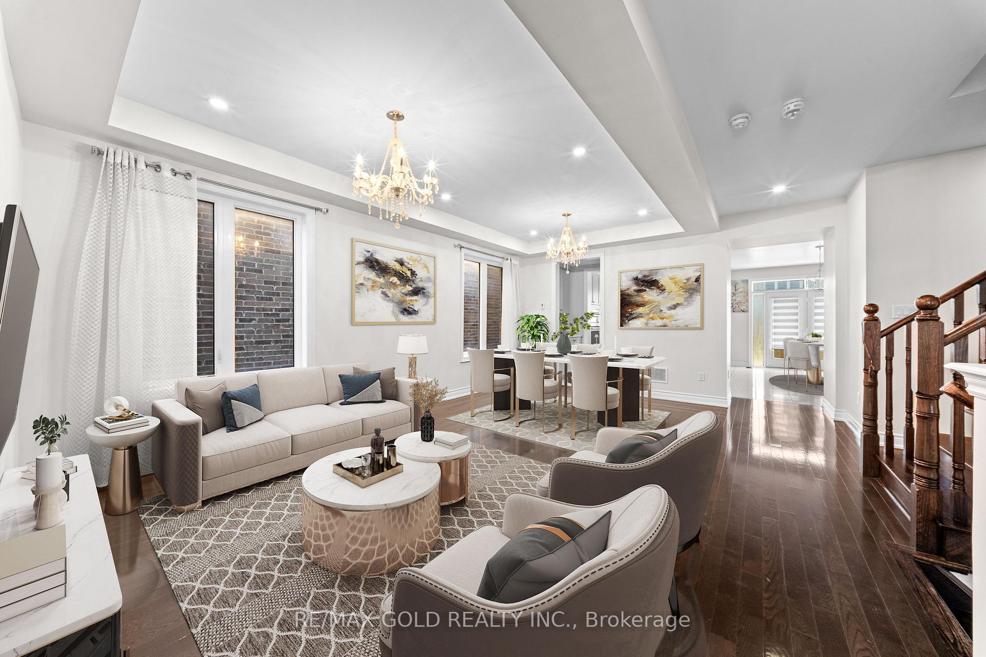 Photo 3 of 600 Mactier Drive, Vaughan, Kleinburg — HOMEH