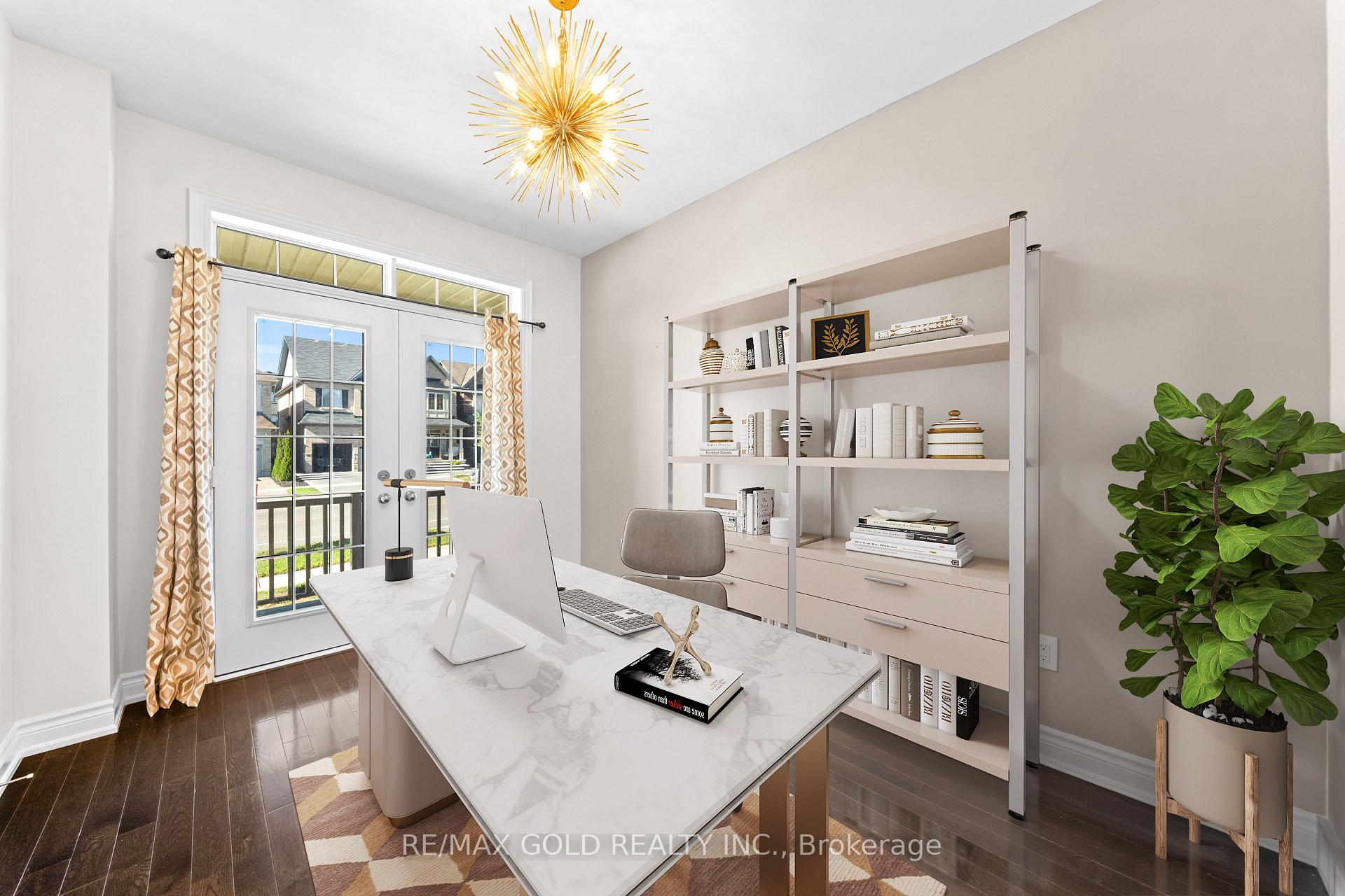 Photo 13 of 600 Mactier Drive, Vaughan, Kleinburg — HOMEH