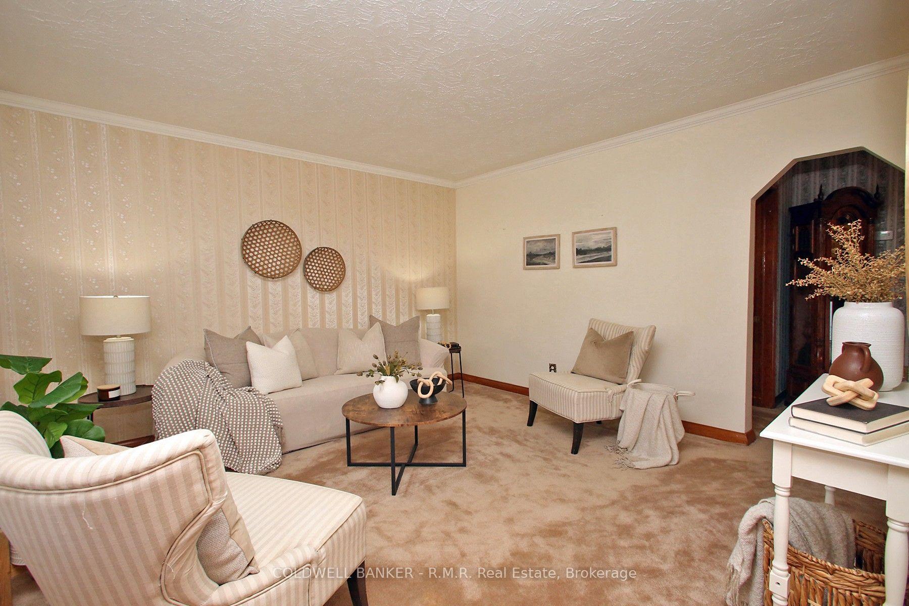 Photo 5 of 163 Windsor Street, Oshawa, Donevan — HOMEH