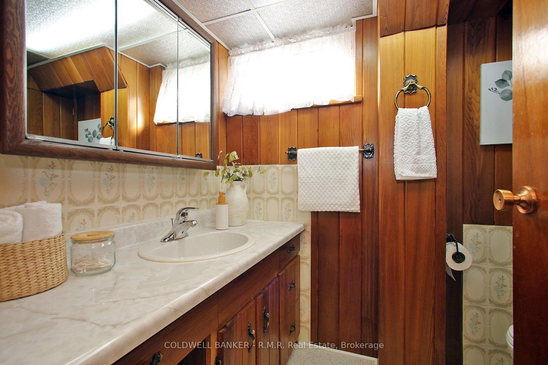 Photo 25 of 163 Windsor Street, Oshawa, Donevan — HOMEH