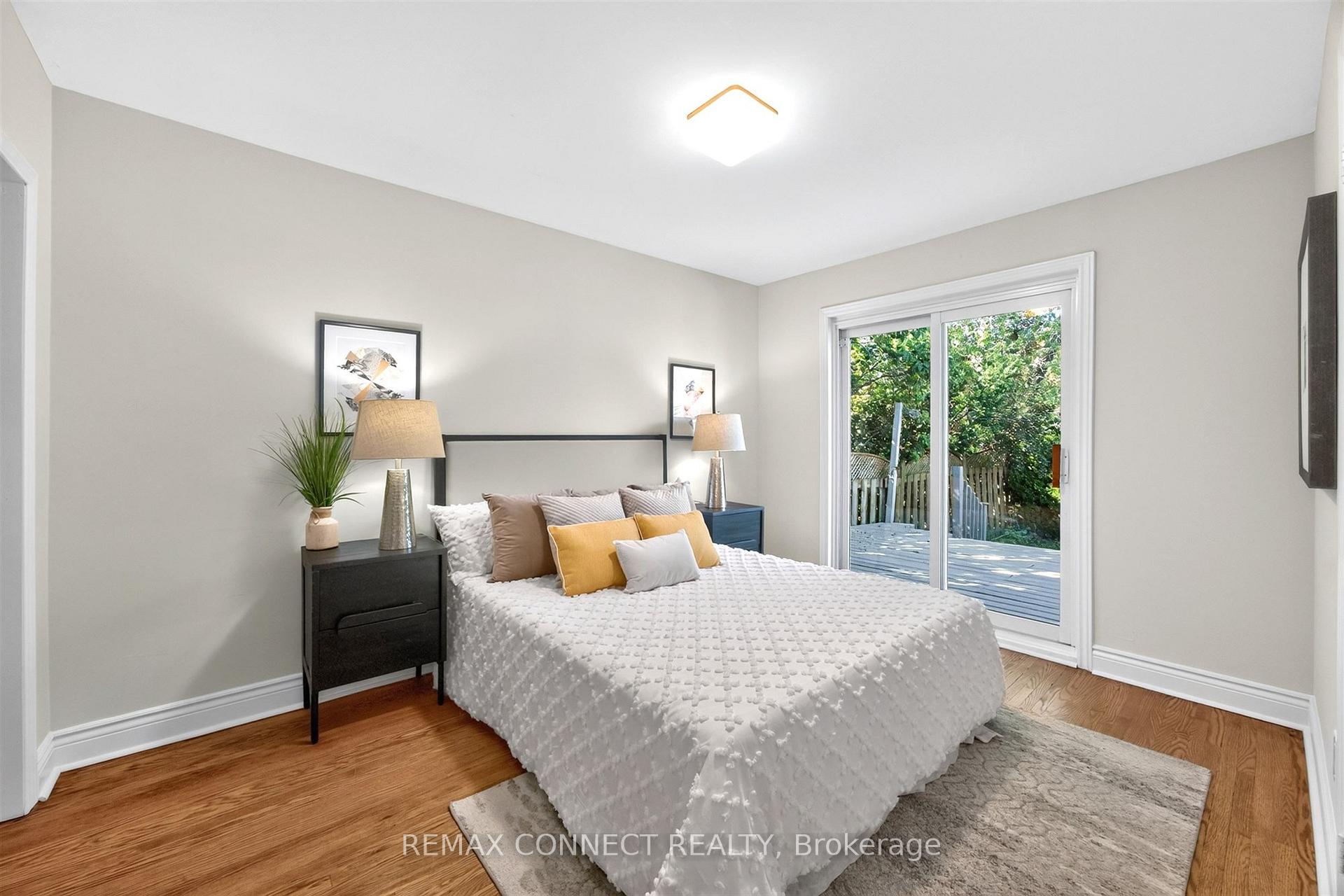 Photo 13 of 42 Bainhart Crescent, Scarborough, Woburn — HOMEH
