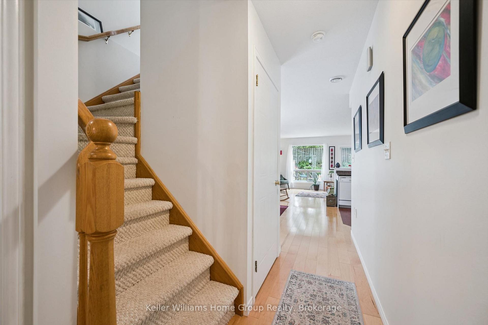 Photo 20 of 36 Patrick Boulevard, Centre Wellington, Elora/Salem — HOMEH