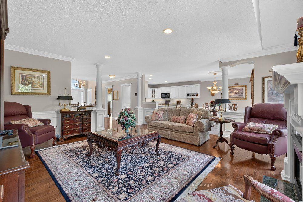 Photo 31 of 36 Worthington Drive, Clarington, Courtice — HOMEH