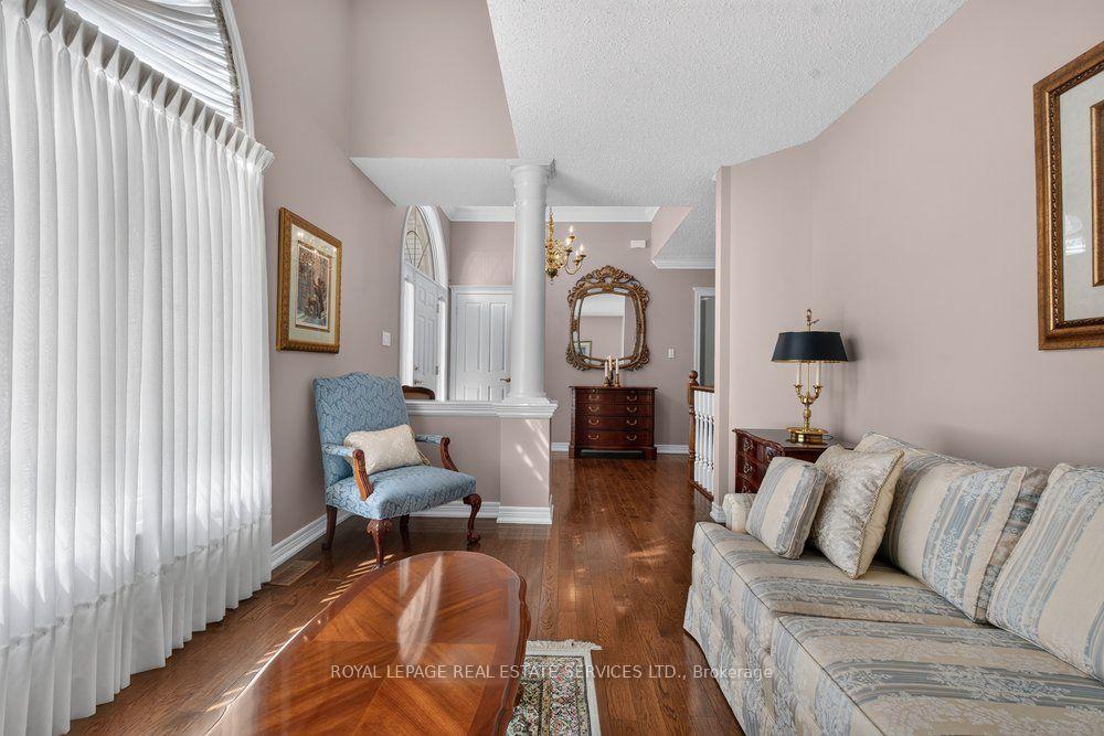 Photo 12 of 36 Worthington Drive, Clarington, Courtice — HOMEH
