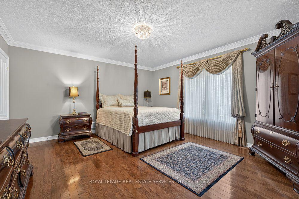 Photo 30 of 36 Worthington Drive, Clarington, Courtice — HOMEH