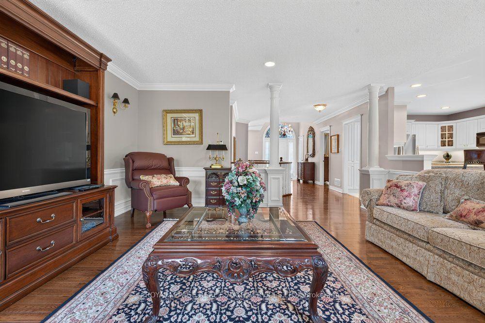 Photo 40 of 36 Worthington Drive, Clarington, Courtice — HOMEH