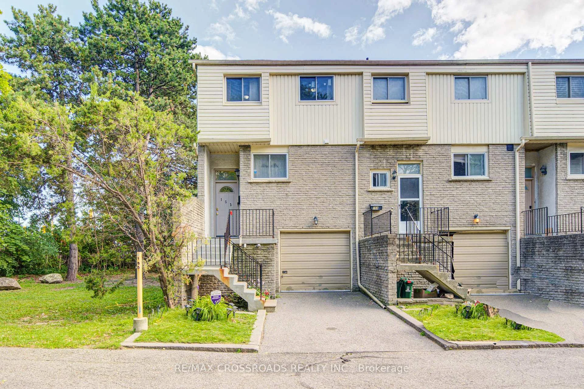 Photo of Unit 153, 1915 Denmar Road