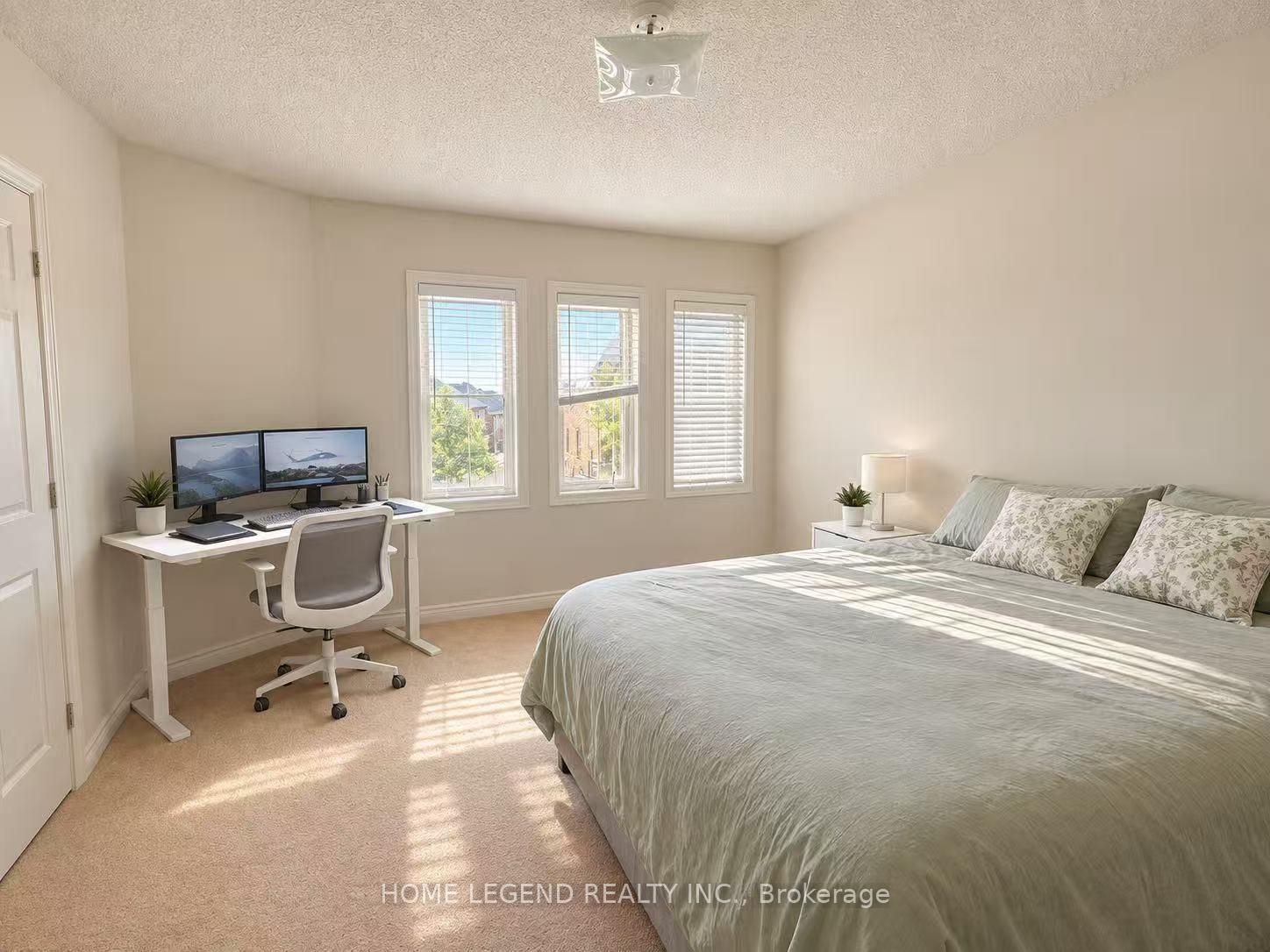 Photo 4 of 36 Busch Avenue, Markham, Berczy — HOMEH