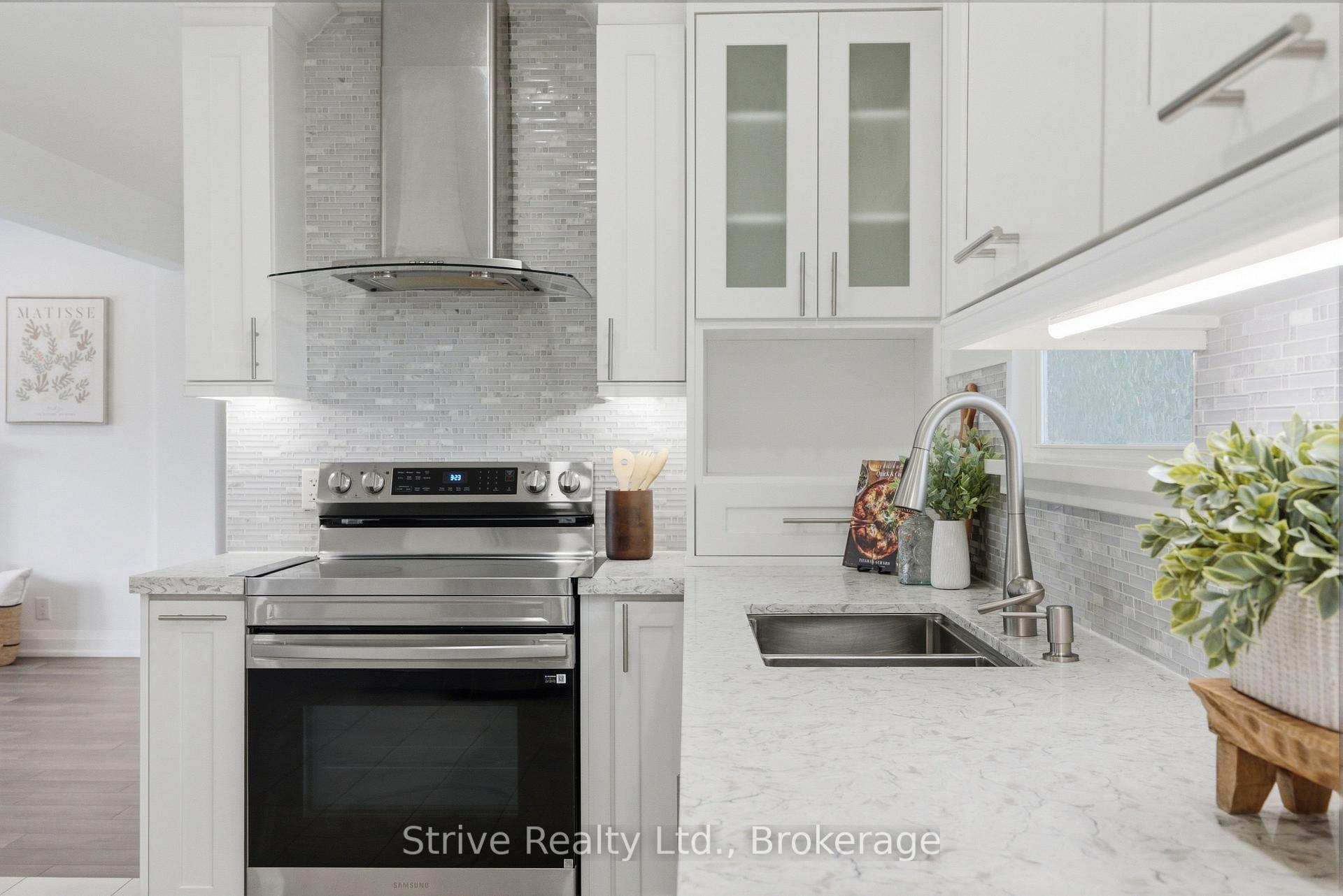 Photo 15 of 779 Bessborough Drive, Oshawa, Centennial — HOMEH