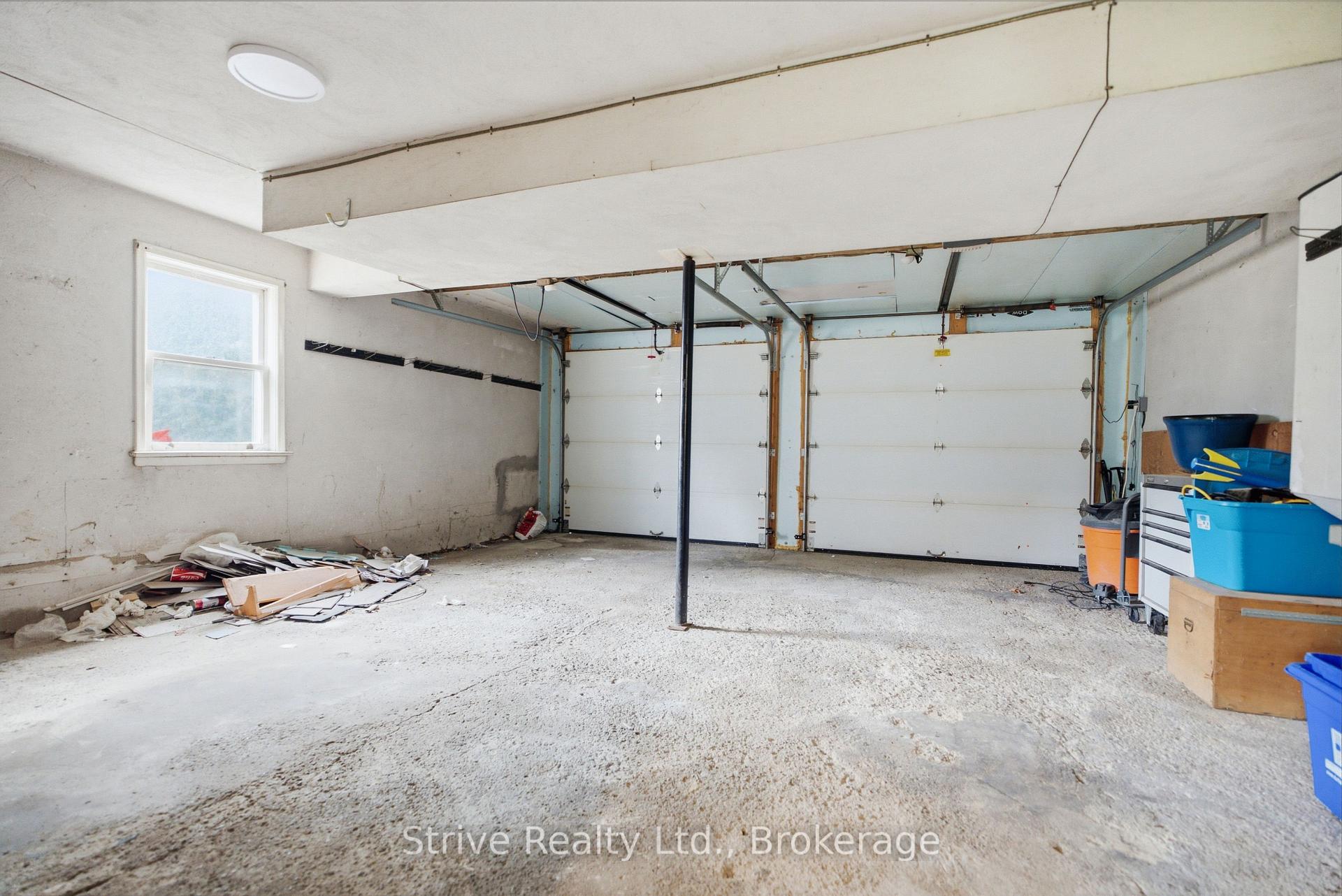 Photo 38 of 779 Bessborough Drive, Oshawa, Centennial — HOMEH