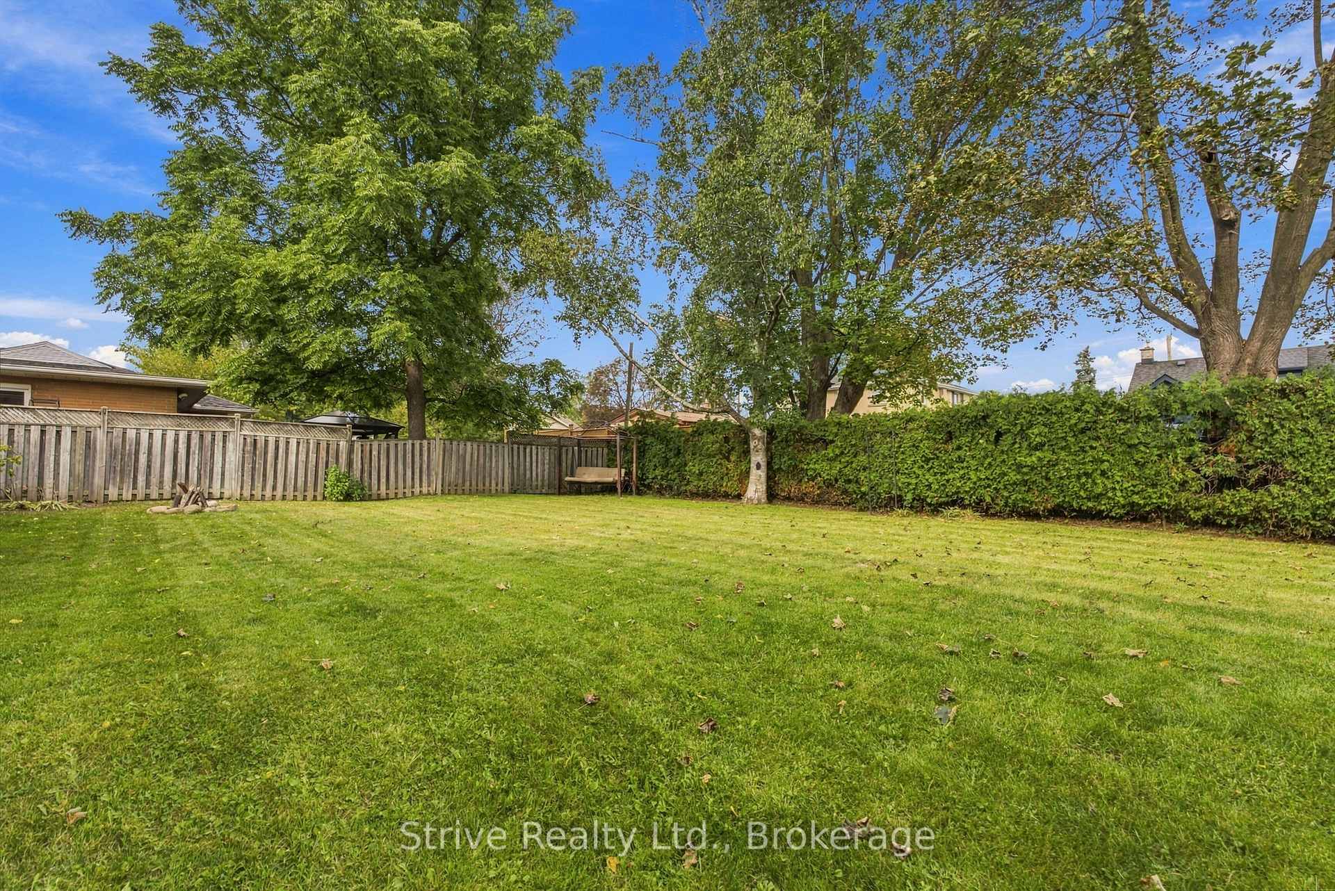 Photo 45 of 779 Bessborough Drive, Oshawa, Centennial — HOMEH