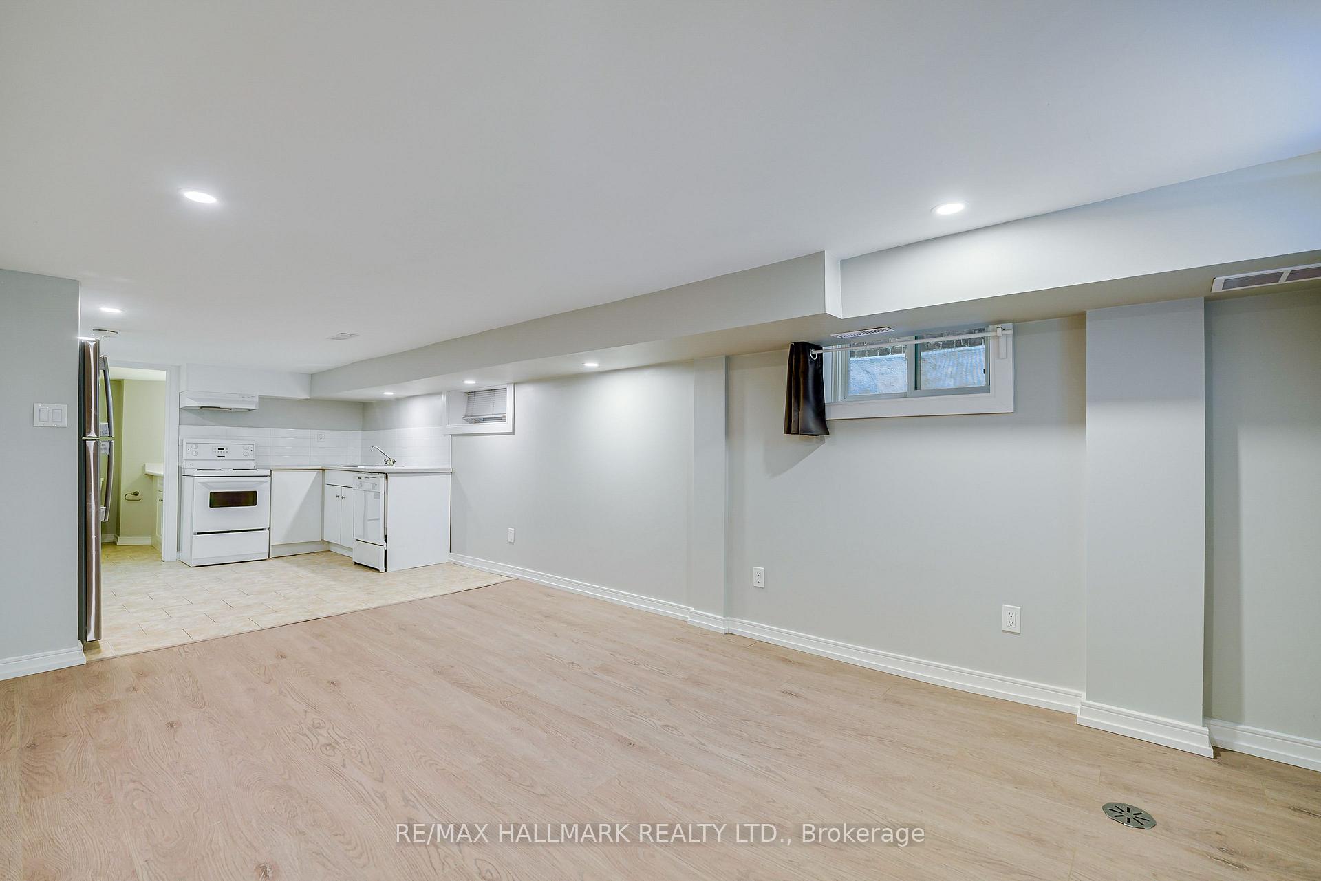 Photo 5 of Unit Lower, 115 Rainsford Road, Toronto, The Beaches — HOMEH
