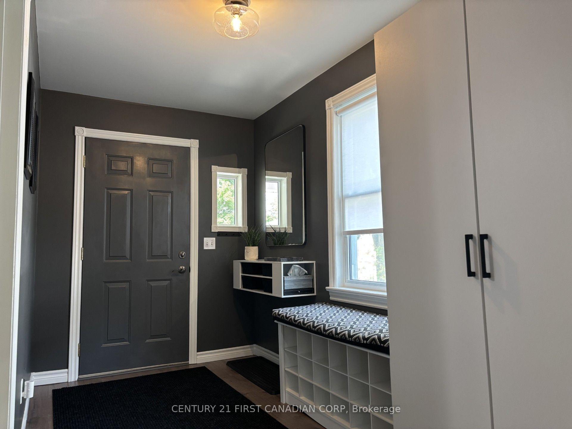 Photo 2 of 4073 Catherine Street, Thames Centre, Dorchester — HOMEH