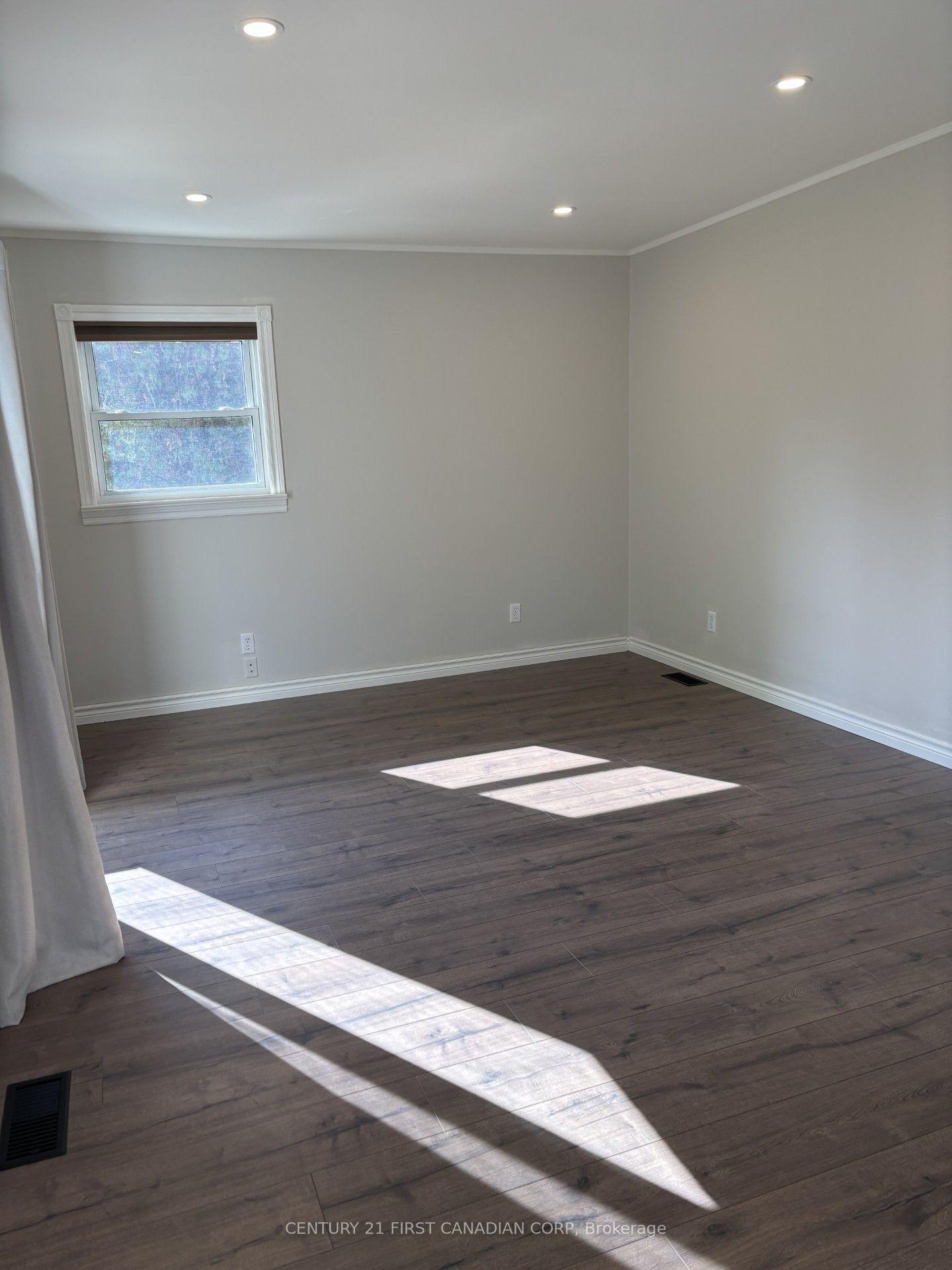 Photo 4 of 4073 Catherine Street, Thames Centre, Dorchester — HOMEH