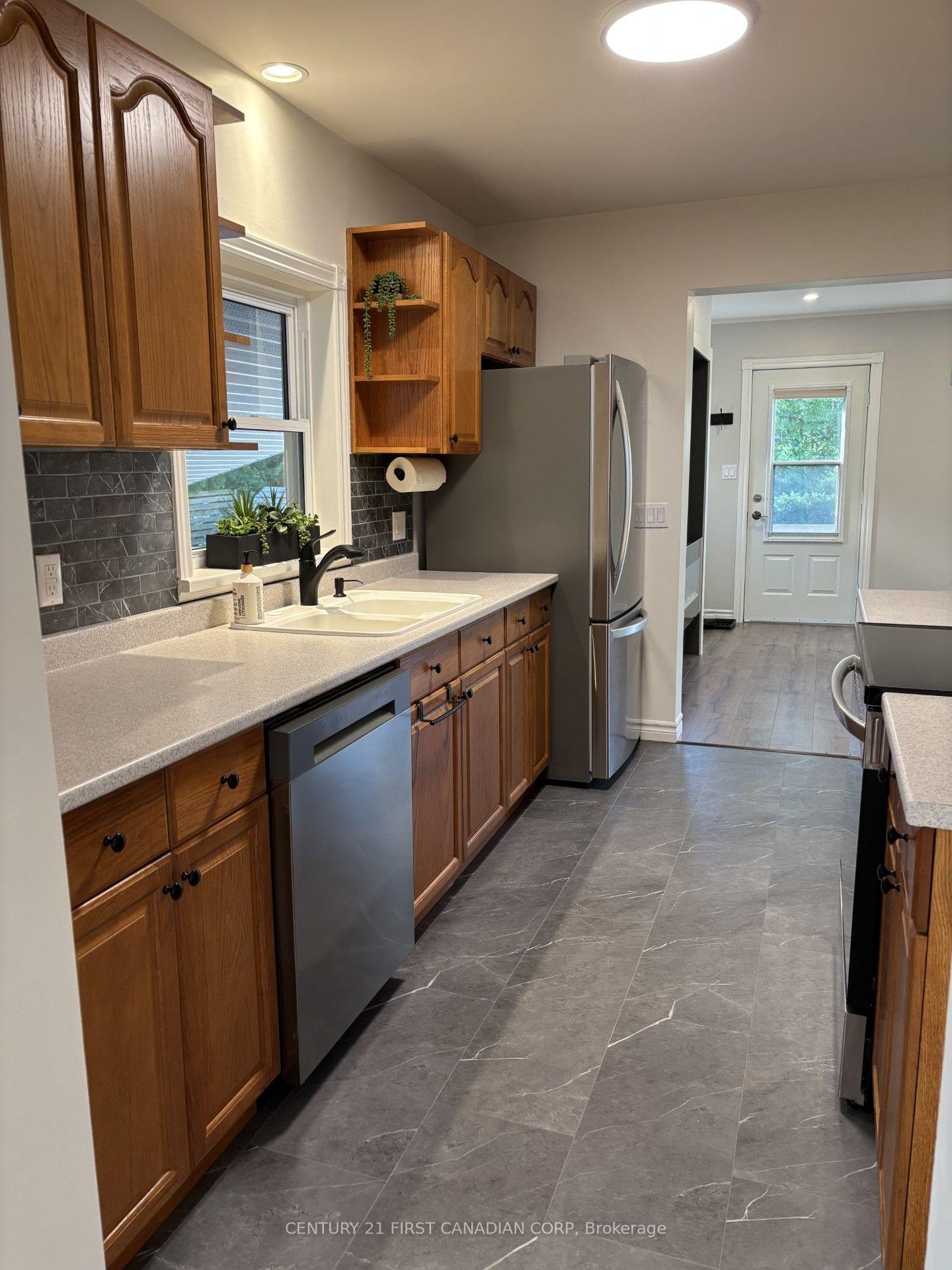 Photo 7 of 4073 Catherine Street, Thames Centre, Dorchester — HOMEH