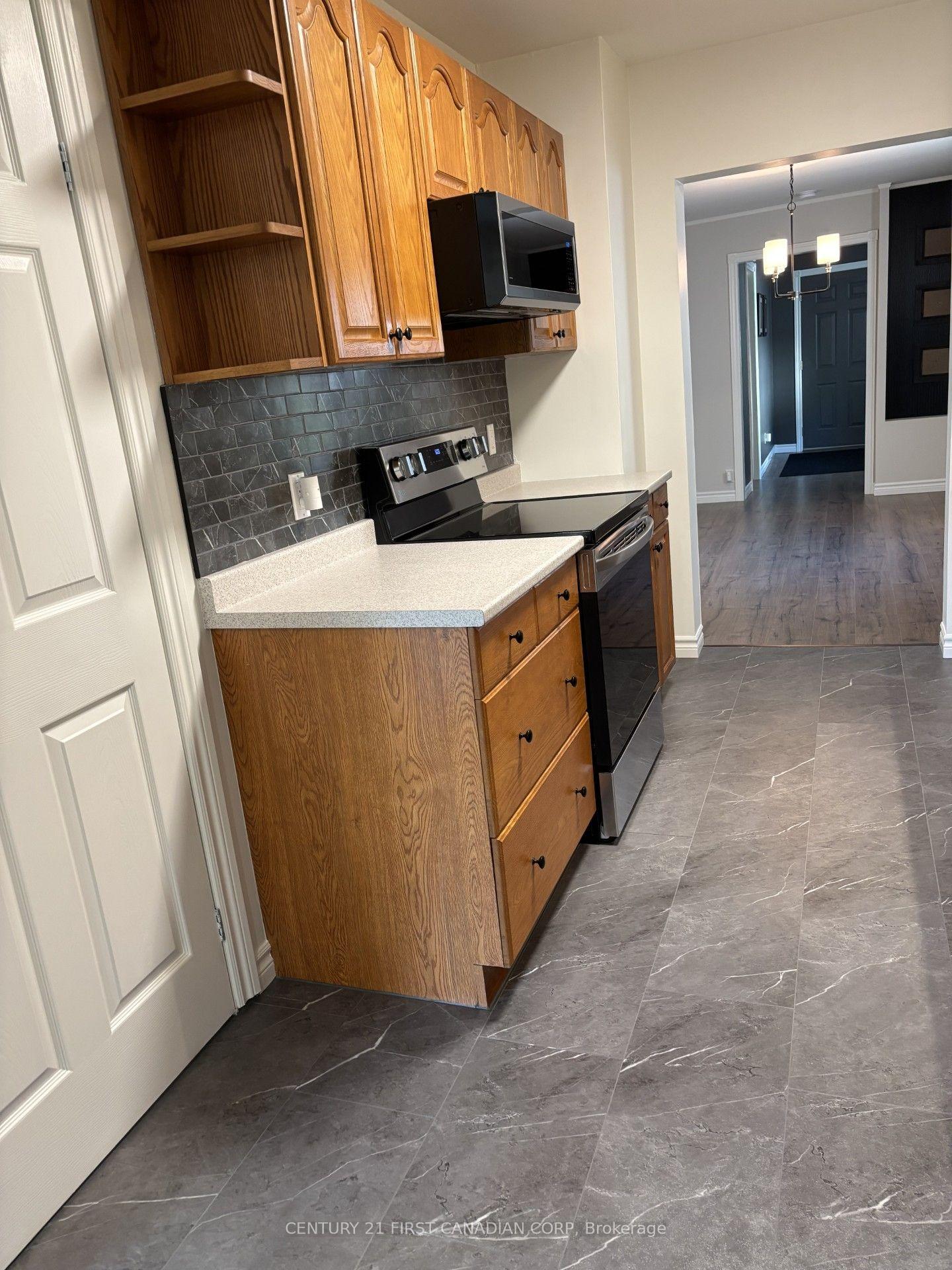 Photo 9 of 4073 Catherine Street, Thames Centre, Dorchester — HOMEH