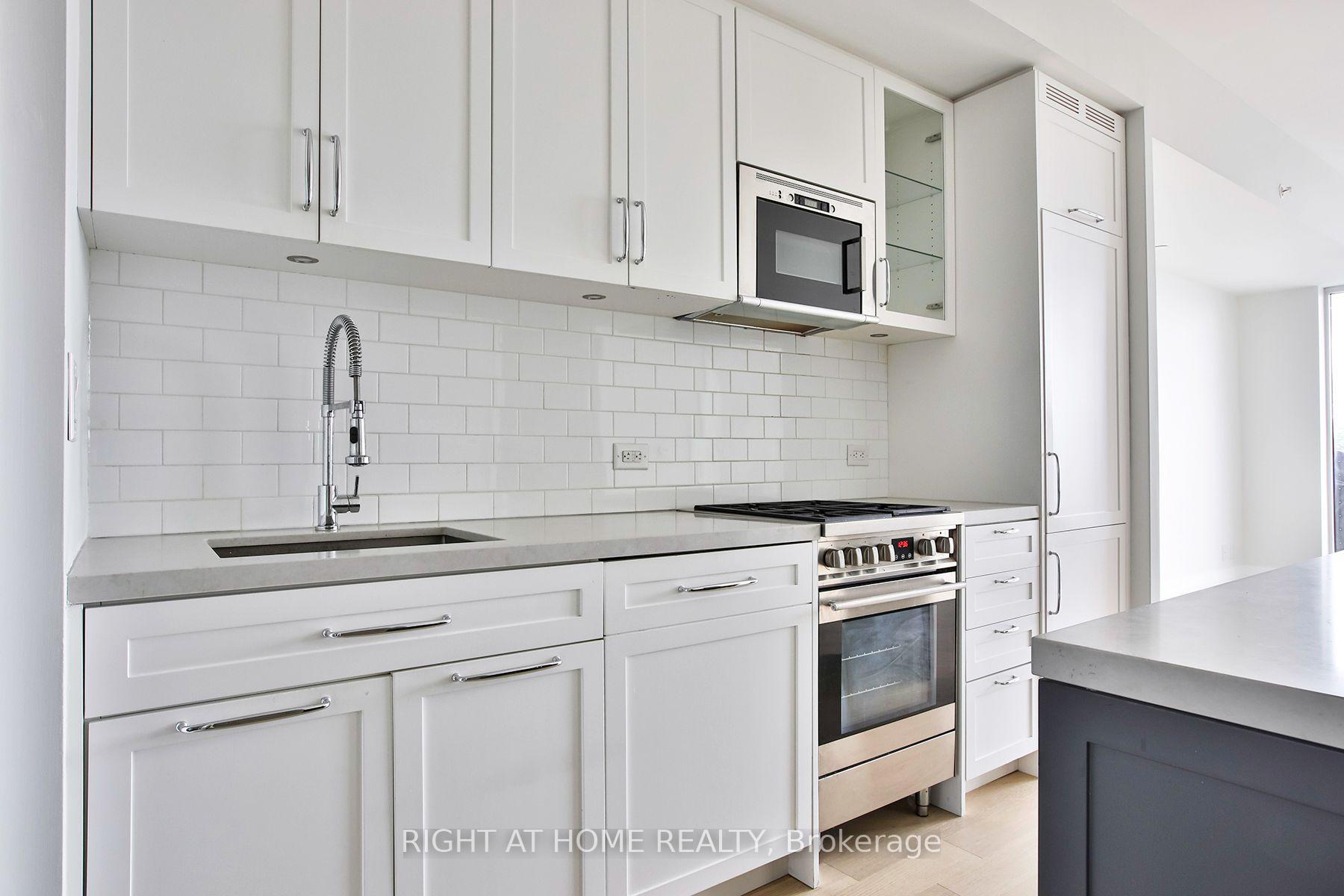 Photo 11 of Unit 308, 25 Malcolm Road, Toronto, Leaside — HOMEH