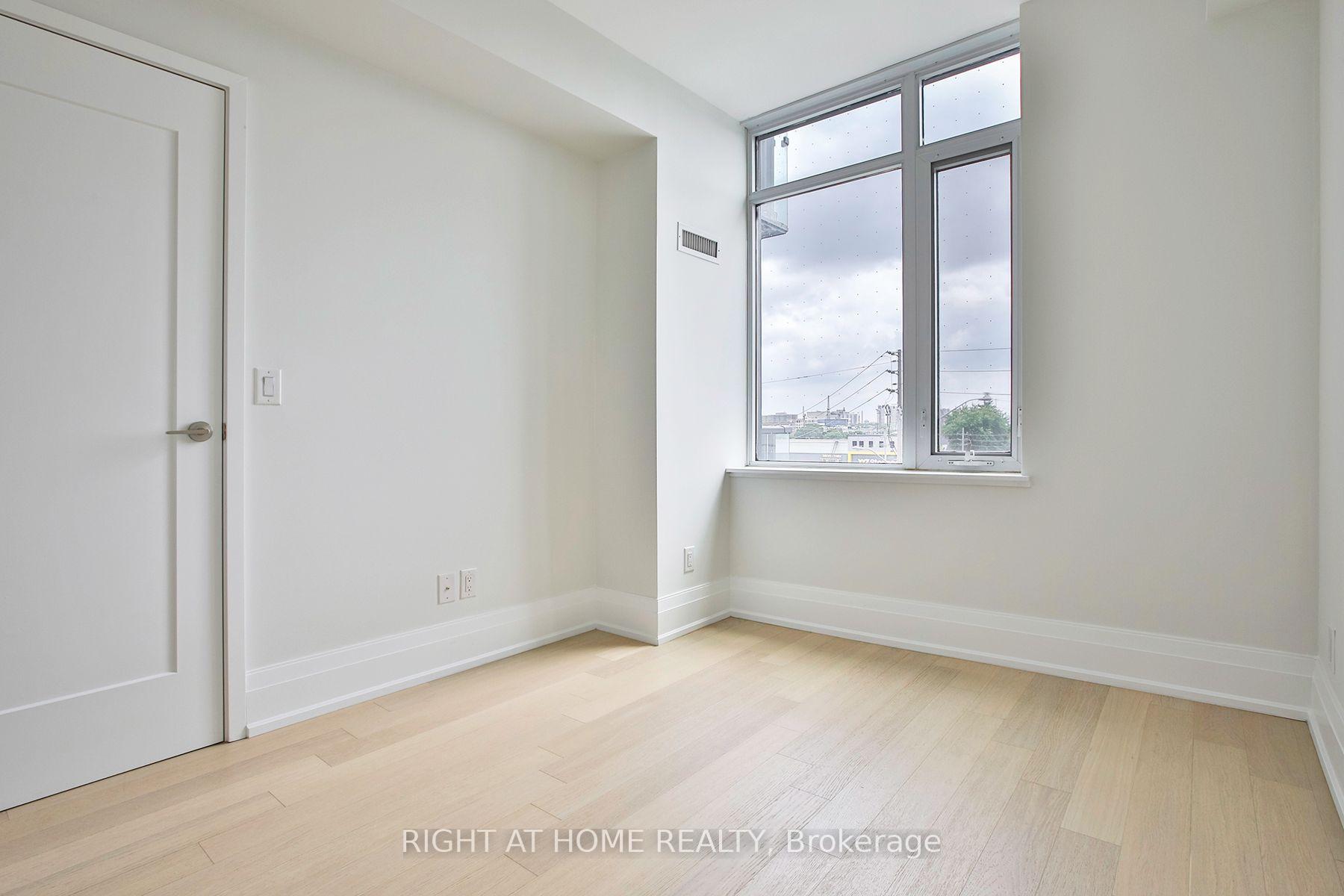 Photo 19 of Unit 308, 25 Malcolm Road, Toronto, Leaside — HOMEH