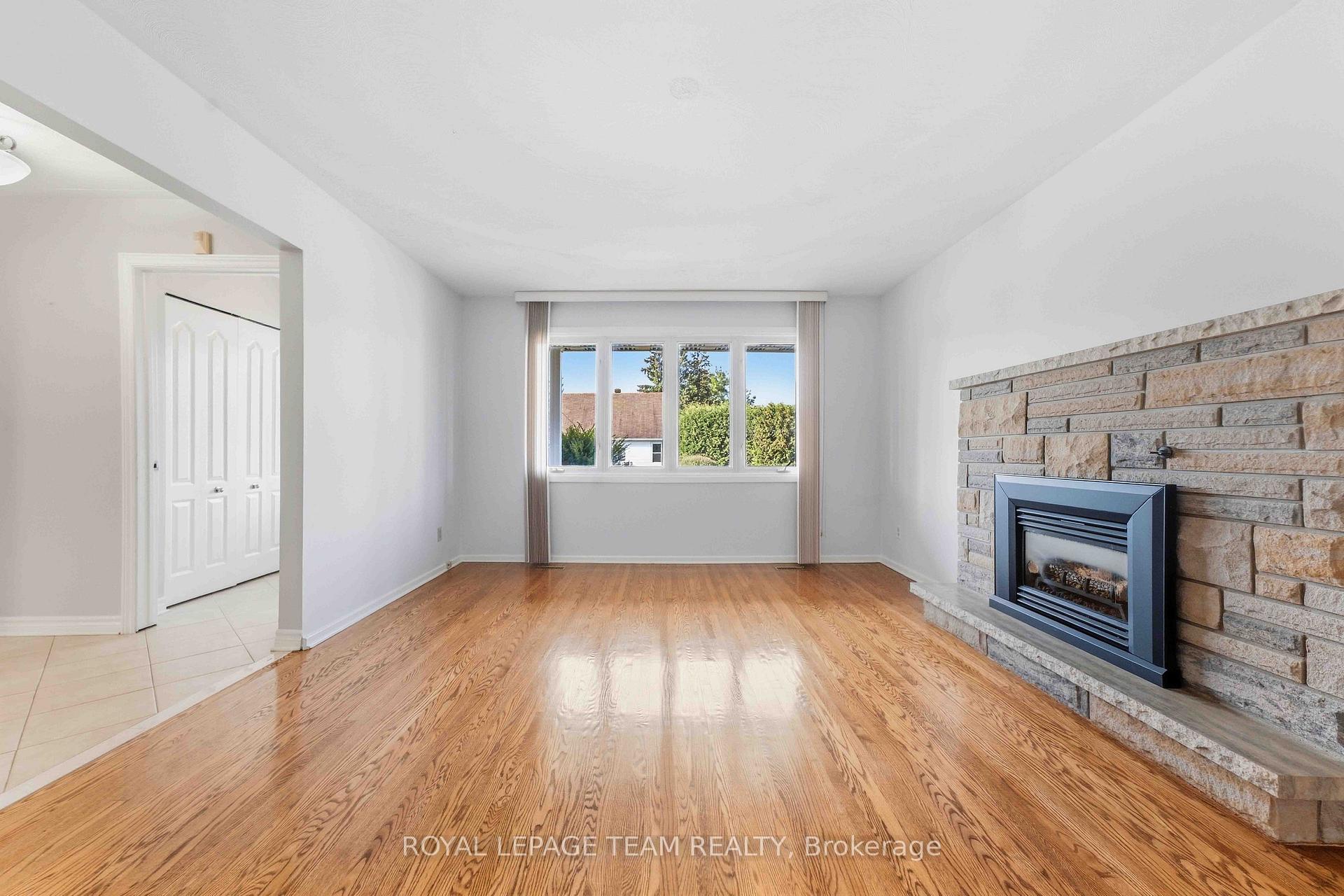 Photo 8 of 1515 Valmarie Avenue, Ottawa, Carleton Heights — HOMEH