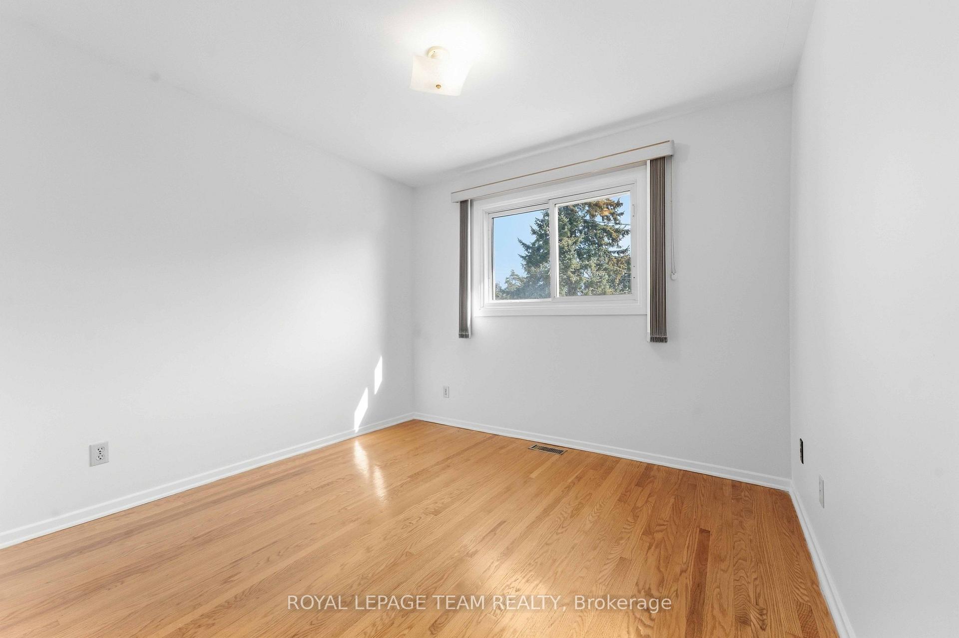 Photo 13 of 1515 Valmarie Avenue, Ottawa, Carleton Heights — HOMEH