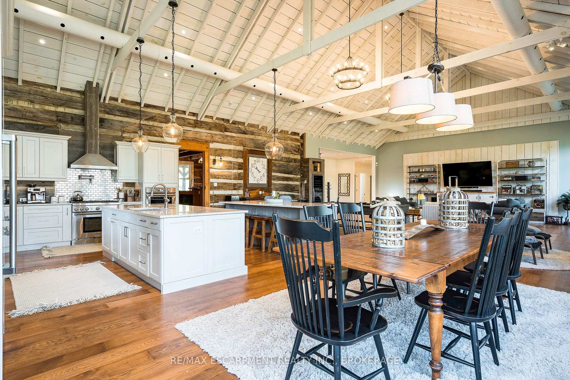 Photo 16 of 4 Buckingham Boulevard, Collingwood — HOMEH