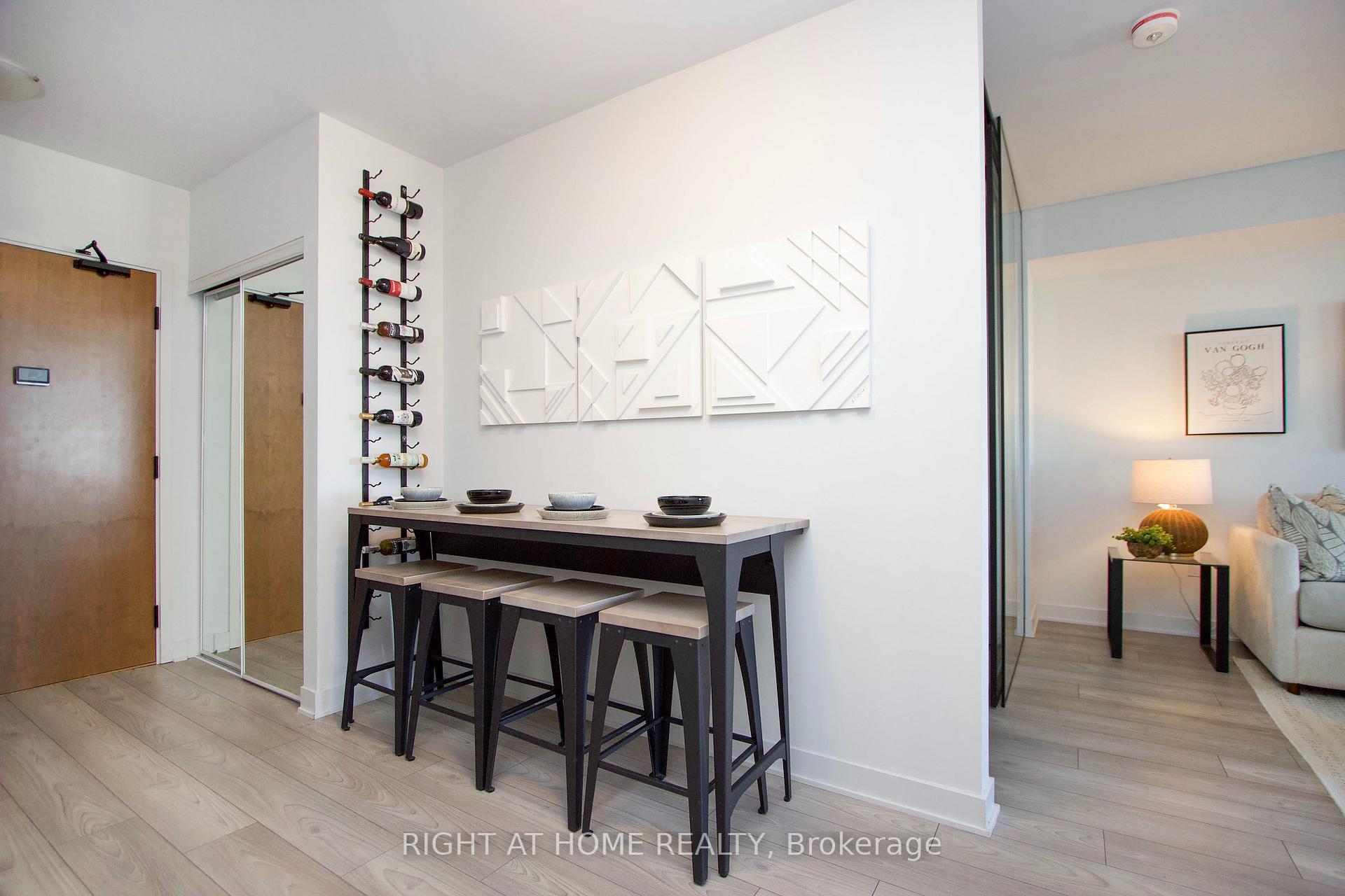 Photo 13 of Unit 903, 2920 Highway 7, Vaughan, Concord — HOMEH