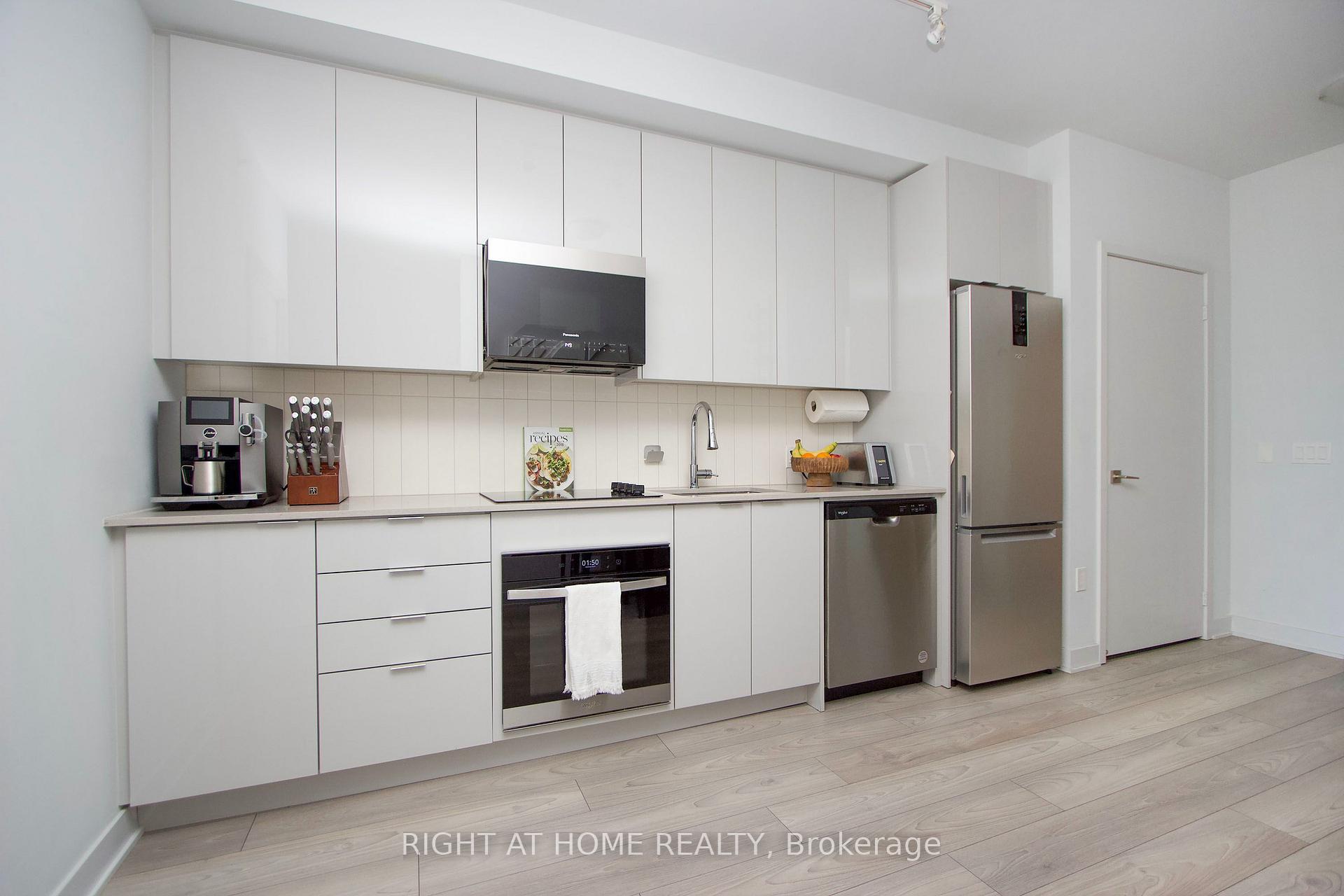 Photo 14 of Unit 903, 2920 Highway 7, Vaughan, Concord — HOMEH
