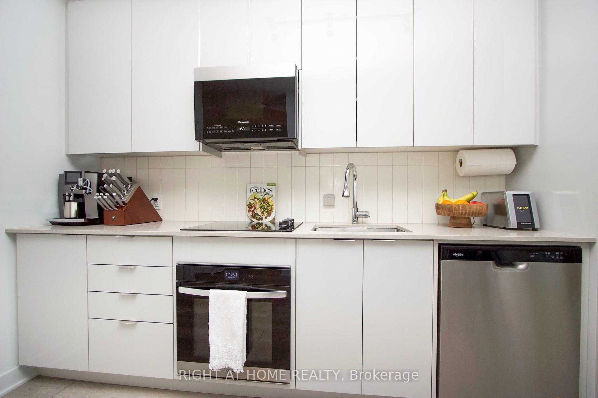 Photo 15 of Unit 903, 2920 Highway 7, Vaughan, Concord — HOMEH
