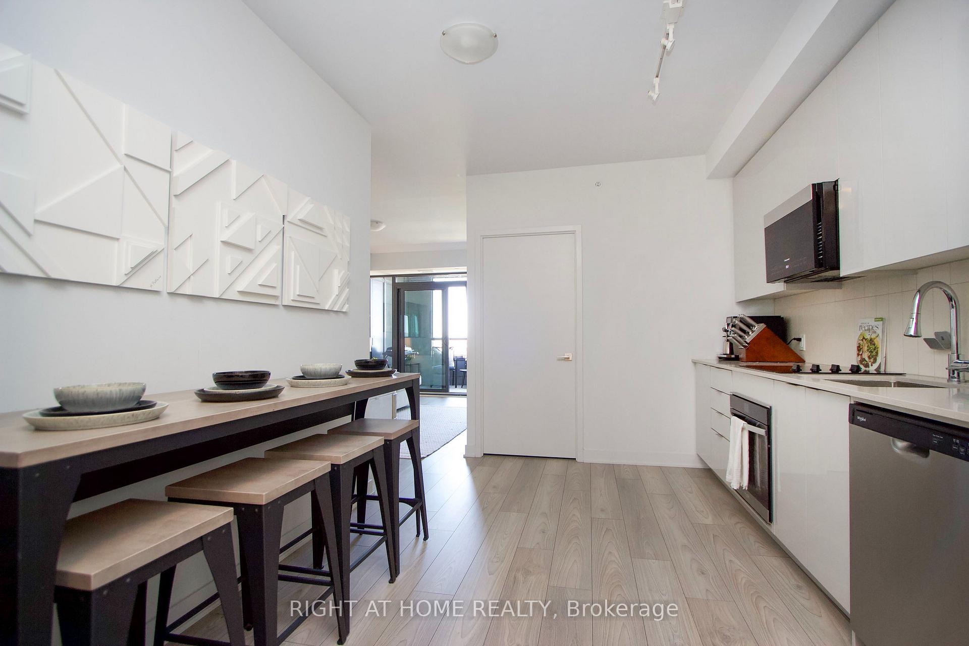 Photo 17 of Unit 903, 2920 Highway 7, Vaughan, Concord — HOMEH