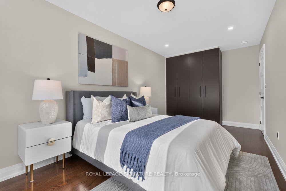 Photo 33 of 48 B Maybourne Ave, Scarborough, Clairlea-Birchmount — HOMEH