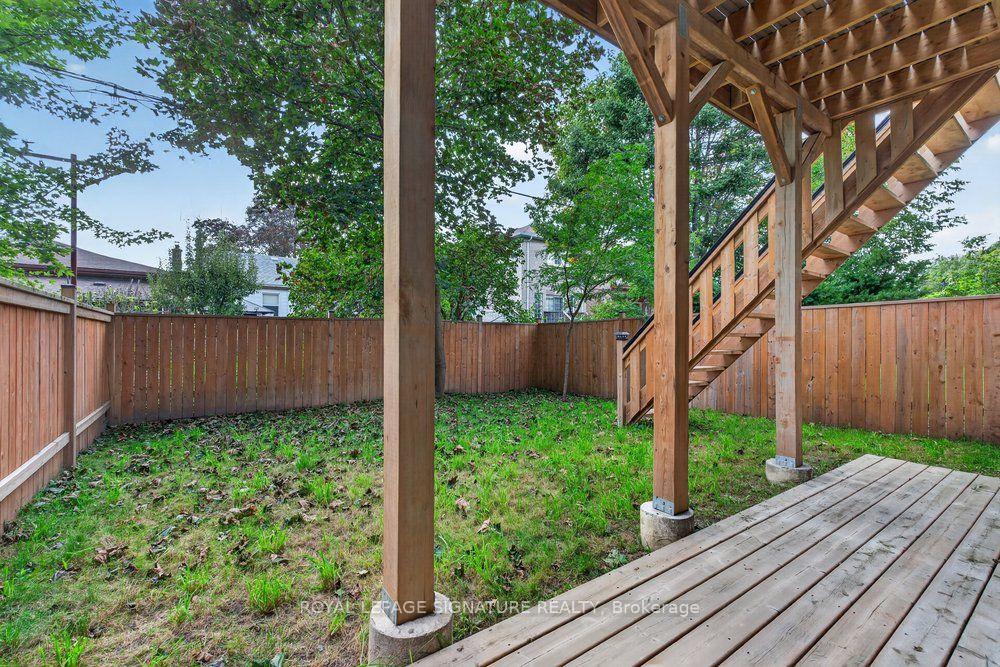 Photo 43 of 48 B Maybourne Ave, Scarborough, Clairlea-Birchmount — HOMEH