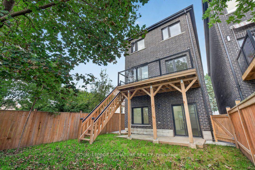 Photo 44 of 48 B Maybourne Ave, Scarborough, Clairlea-Birchmount — HOMEH
