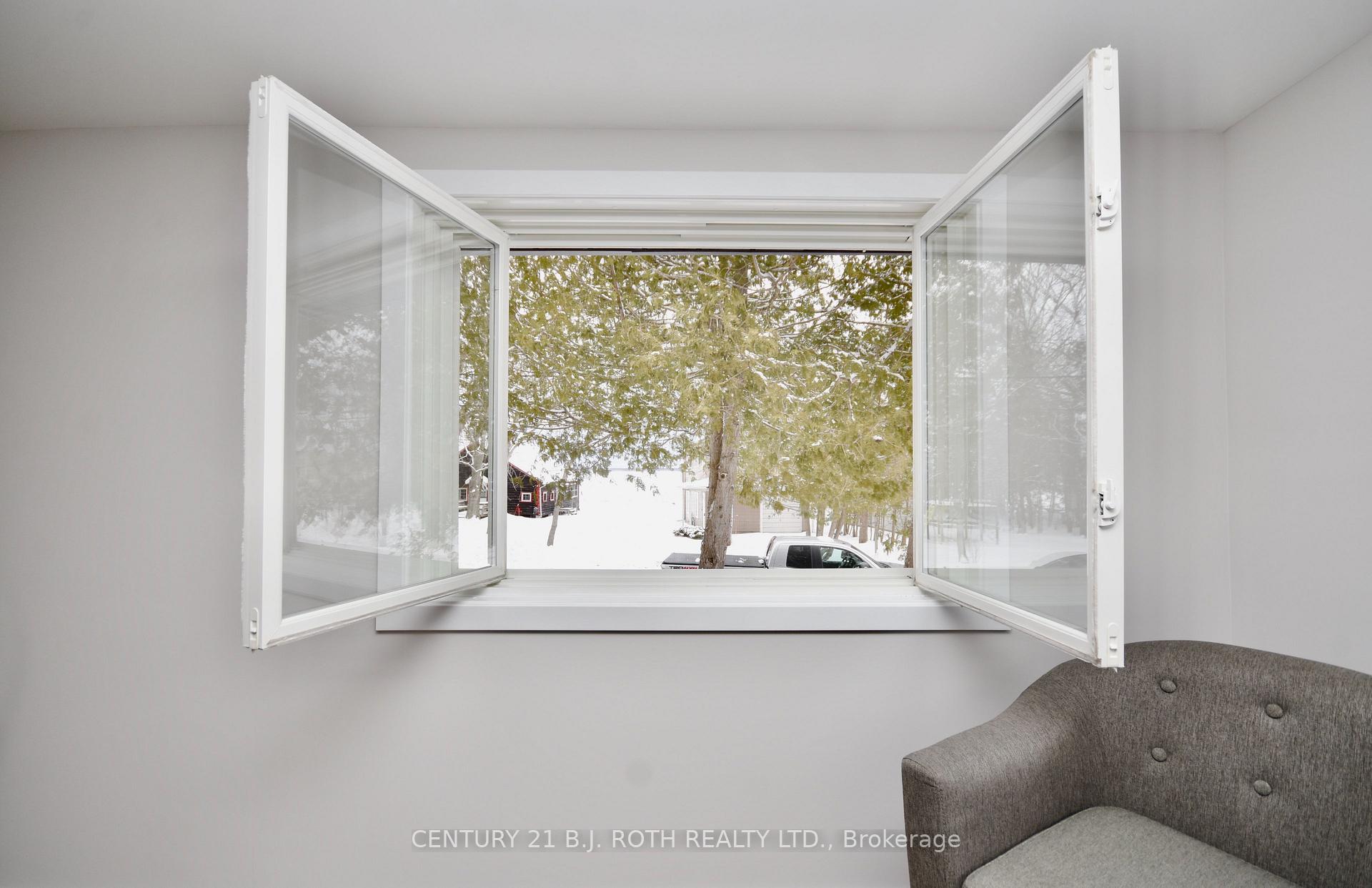 Photo 10 of 263 Robin's Point Road, Tay, Victoria Harbour — HOMEH