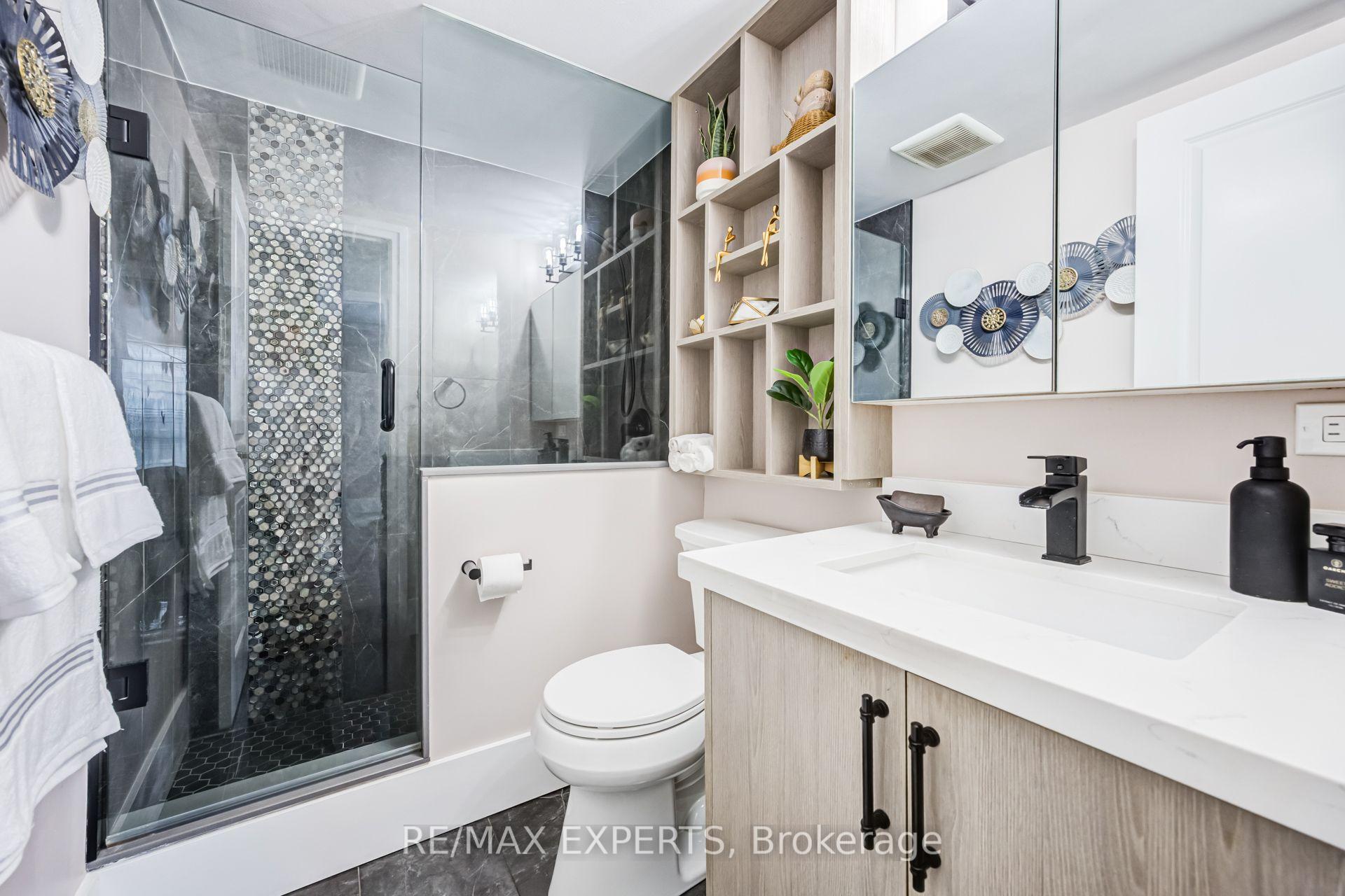 Photo 22 of Unit 1104, 130 Neptune Drive, Toronto, Englemount-Lawrence — HOMEH