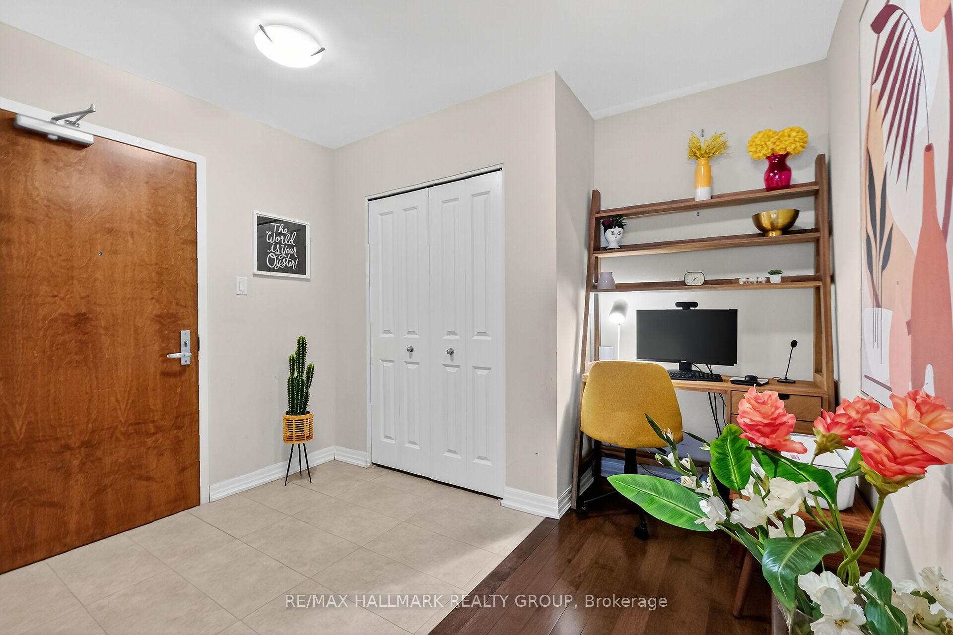 Photo 8 of Unit 206, 242 Rideau Street, Ottawa, Sandy Hill — HOMEH